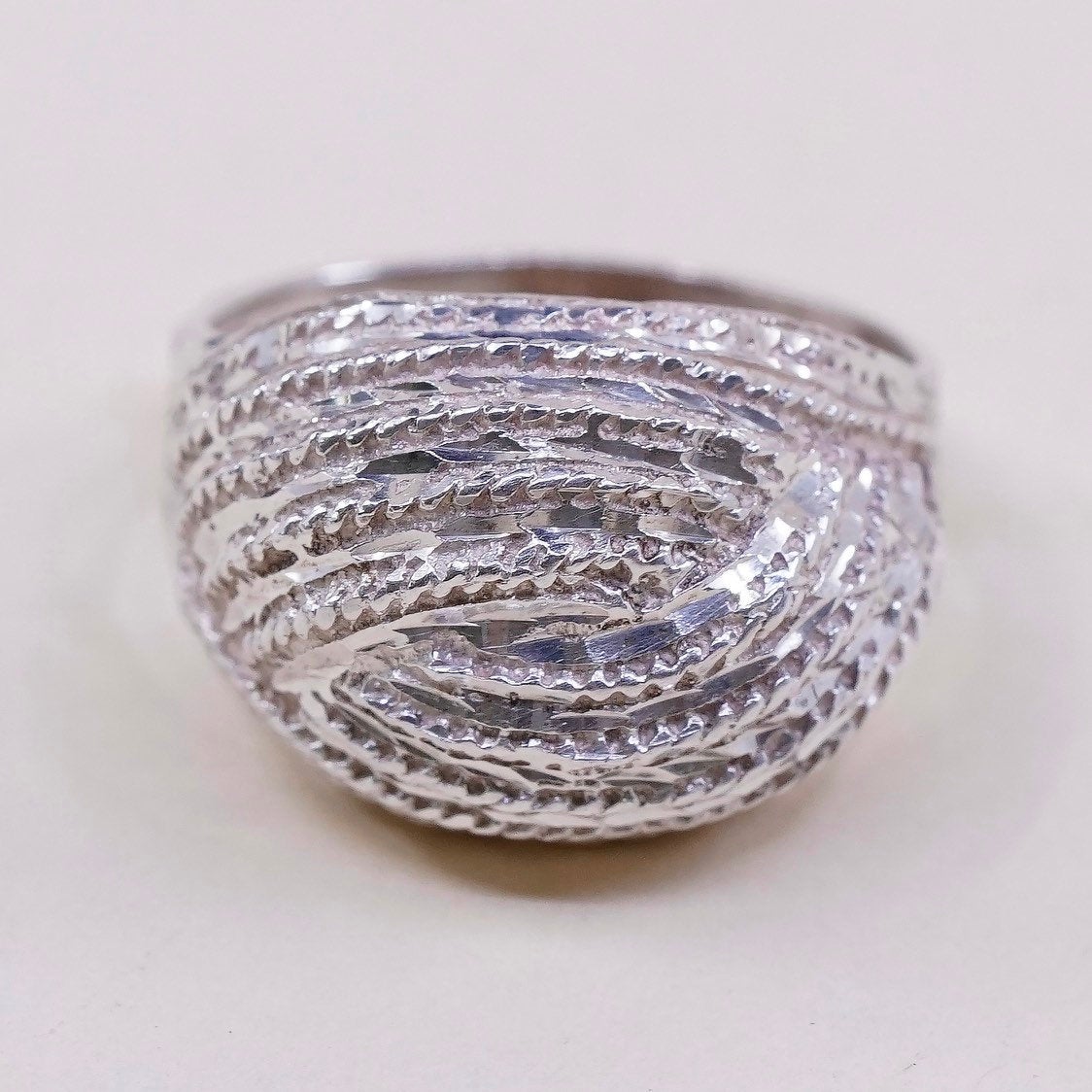 Size 9, vtg sterling silver handmade entwined ring, 925 cocktail band