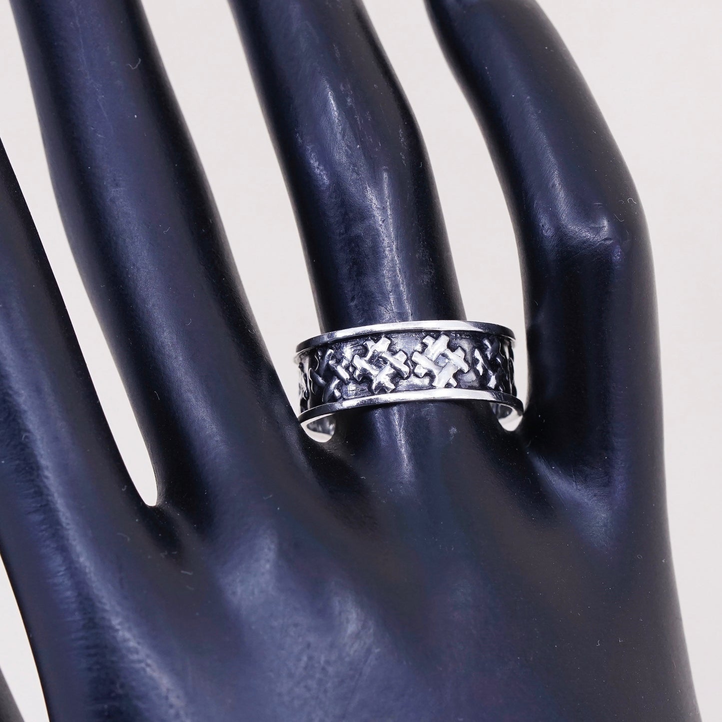 Size 9.5, vintage hopi Sterling silver handmade ring, 925 cross embossed band