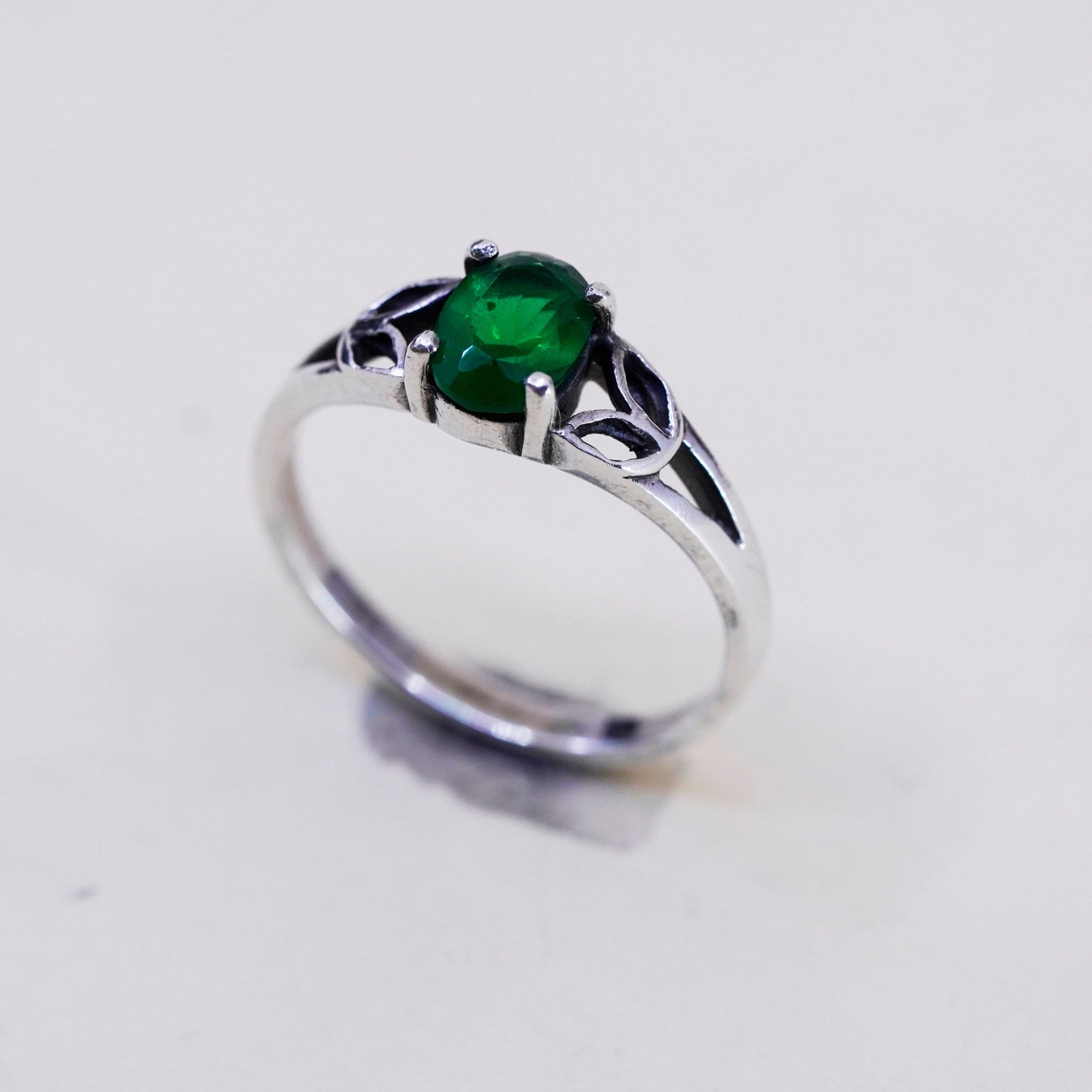 Size 7, vintage Sterling silver handmade ring, 925 stackable band with emerald
