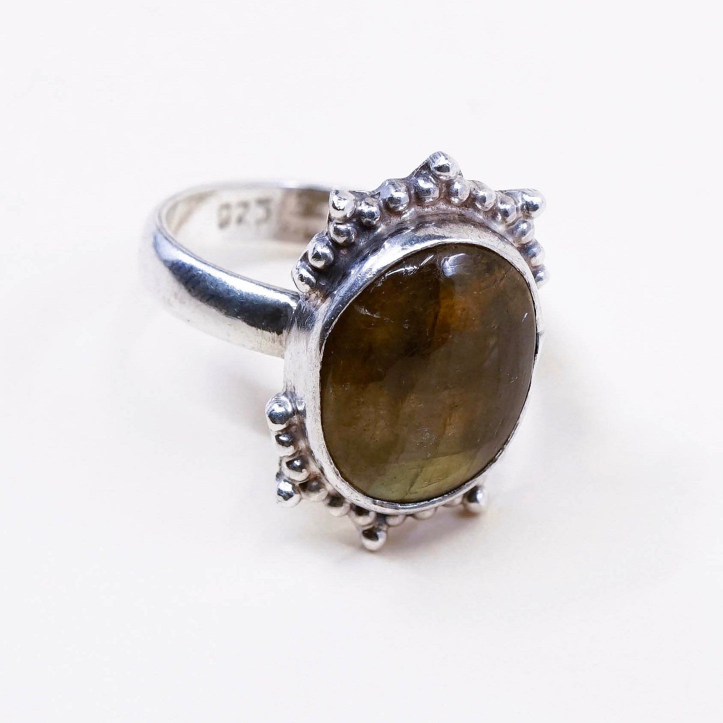 sz 7.5, vtg Sterling silver handmade ring, 925 w/ oval labradorite N beads