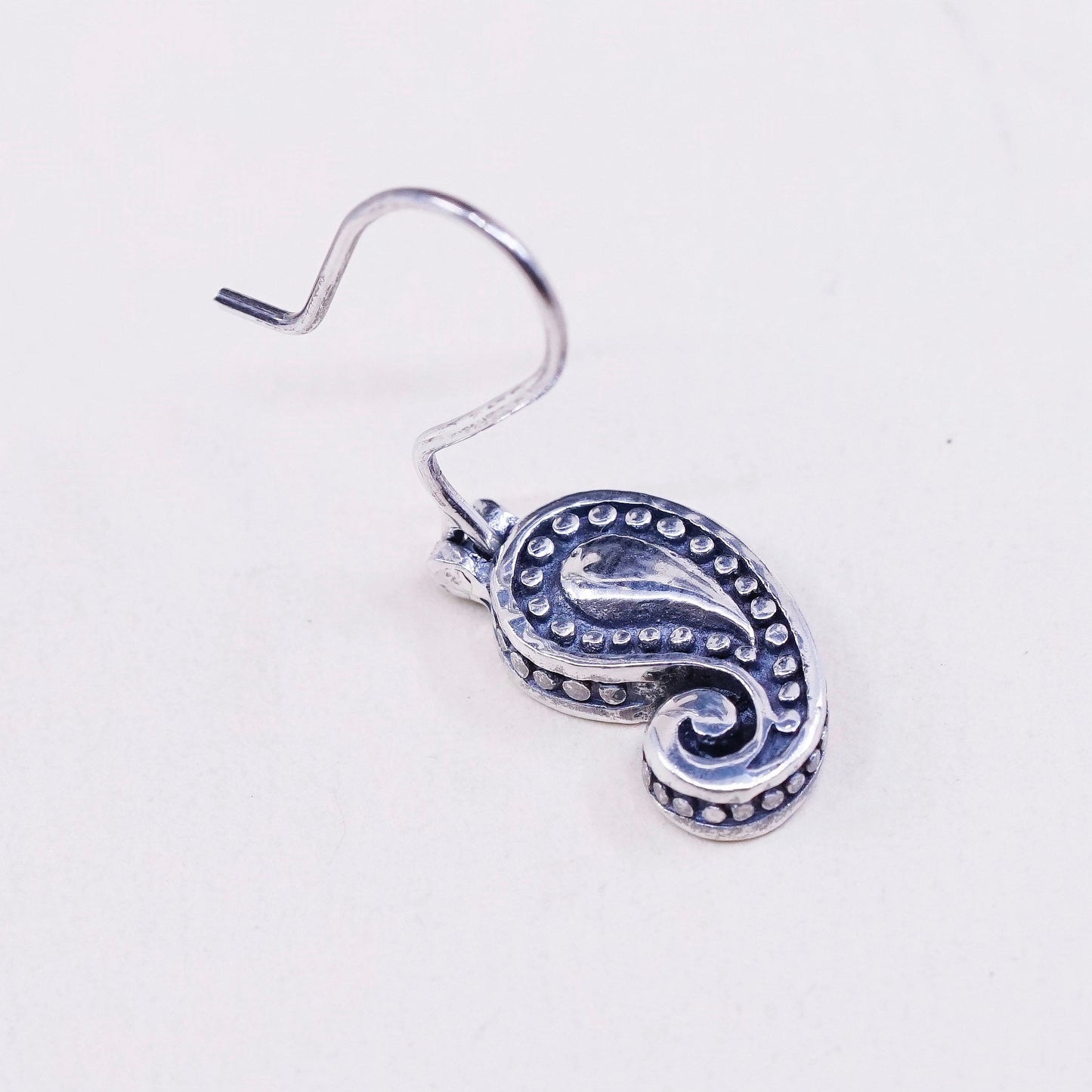 Vintage Sterling silver handmade Bali earrings, Indian 925 swirl pattern oval