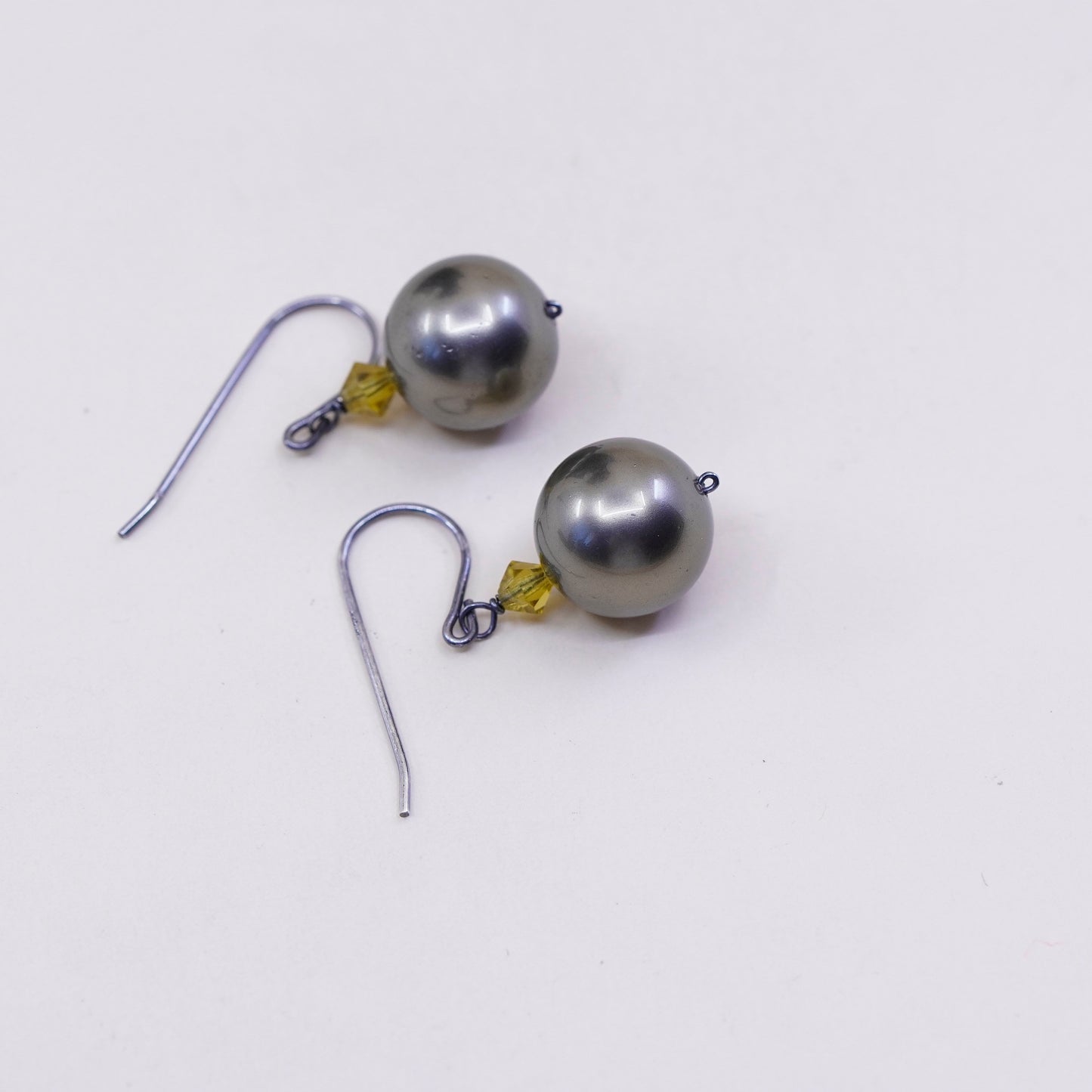 Vintage Sterling 925 silver handmade earrings with gray pearl beads