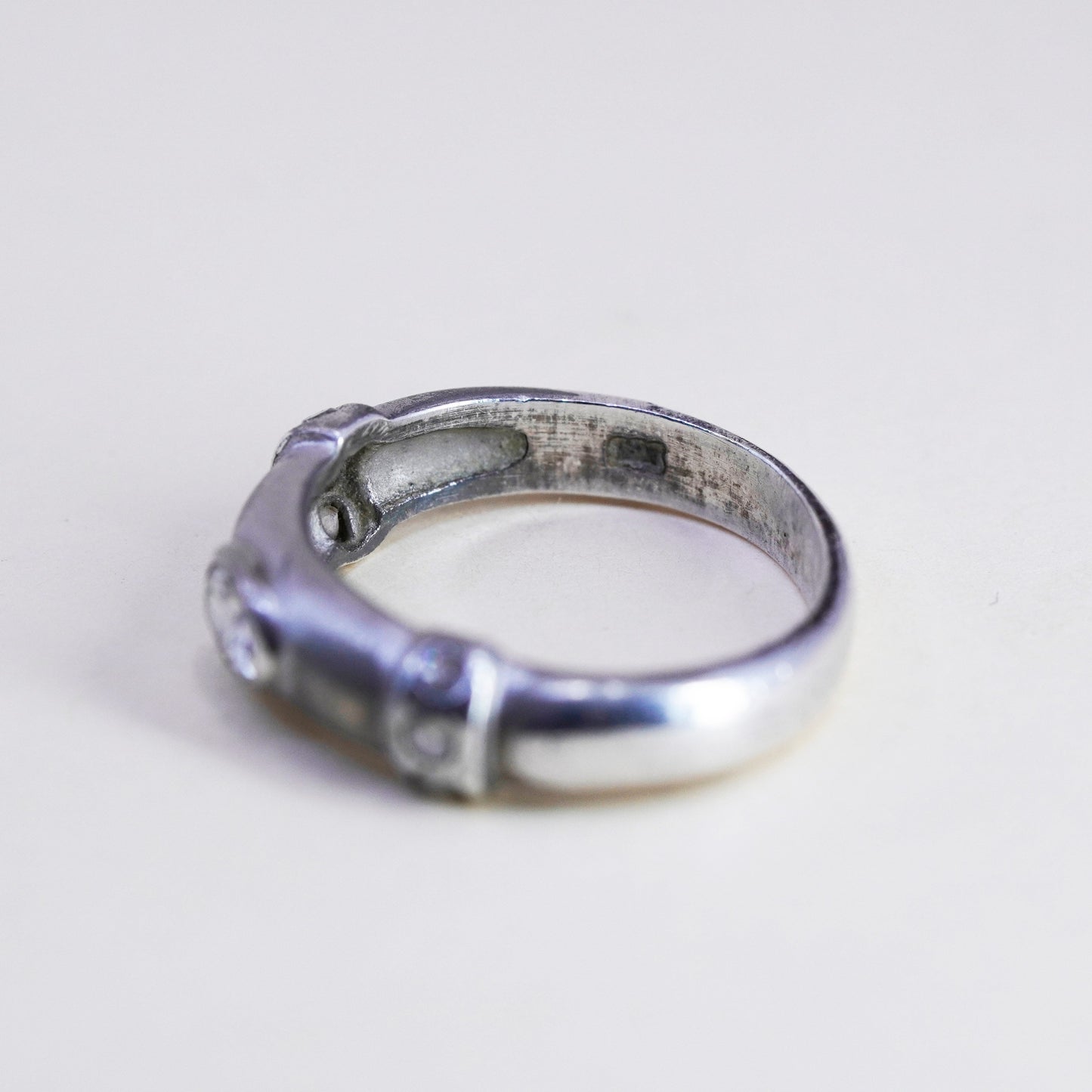 Size 6.25, vintage Sterling 925 silver statement ring, band with oval CZ,