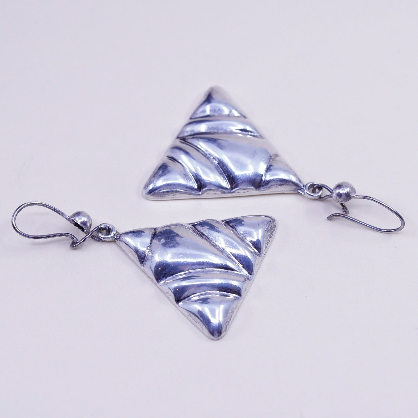 Vintage handmade puffy sterling 925 silver ribbed triangular earrings