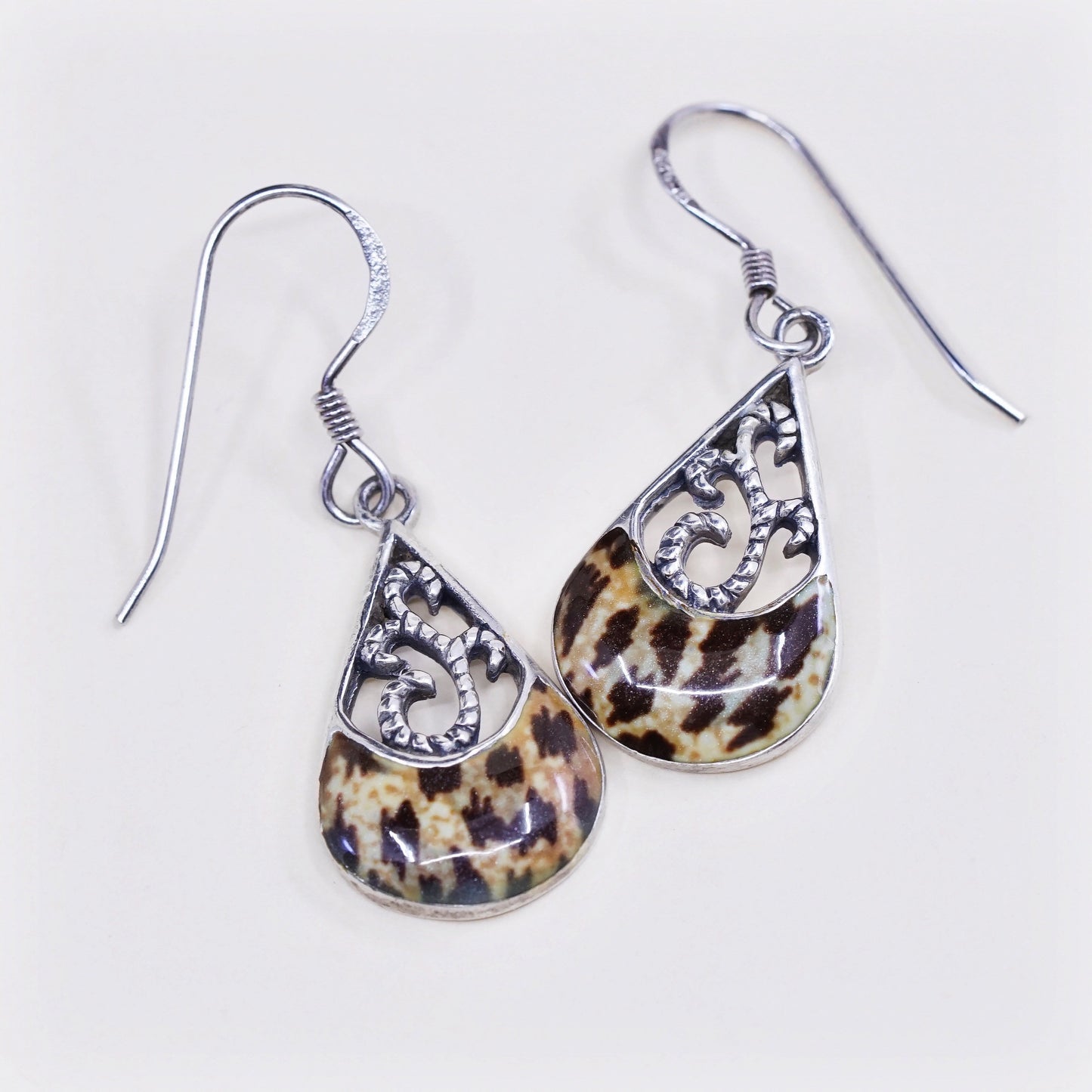 Vintage THA sterling 925 silver handmade teardrop shaped earrings with jasper