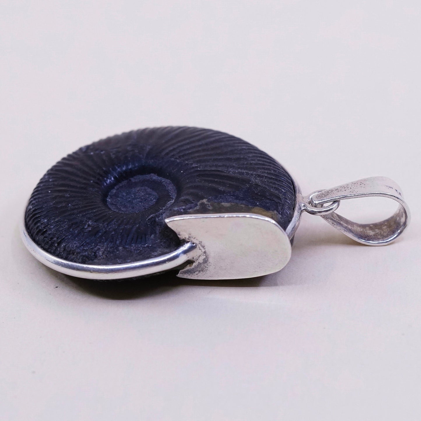 VTG Mexico Sterling silver handmade pendant, 925 frame w/ brass fossil shell