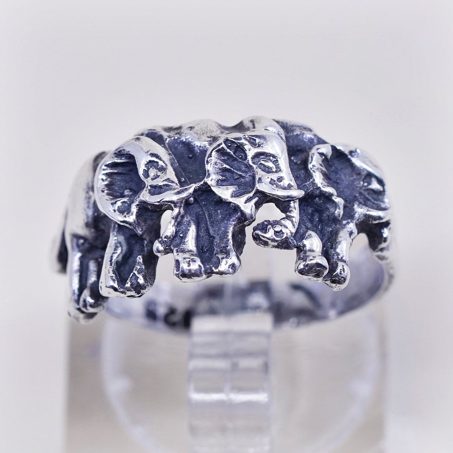 Size 5.75, vintage sterling silver handmade ring. 925 silver elephant band
