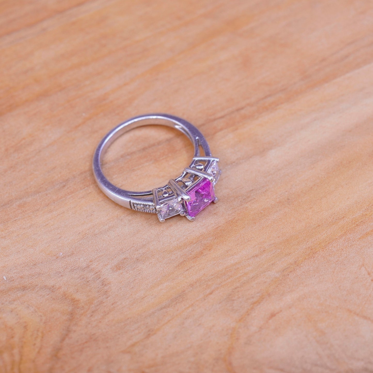 Size 6.5, vintage Sterling 925 silver ring with pink and clear cz