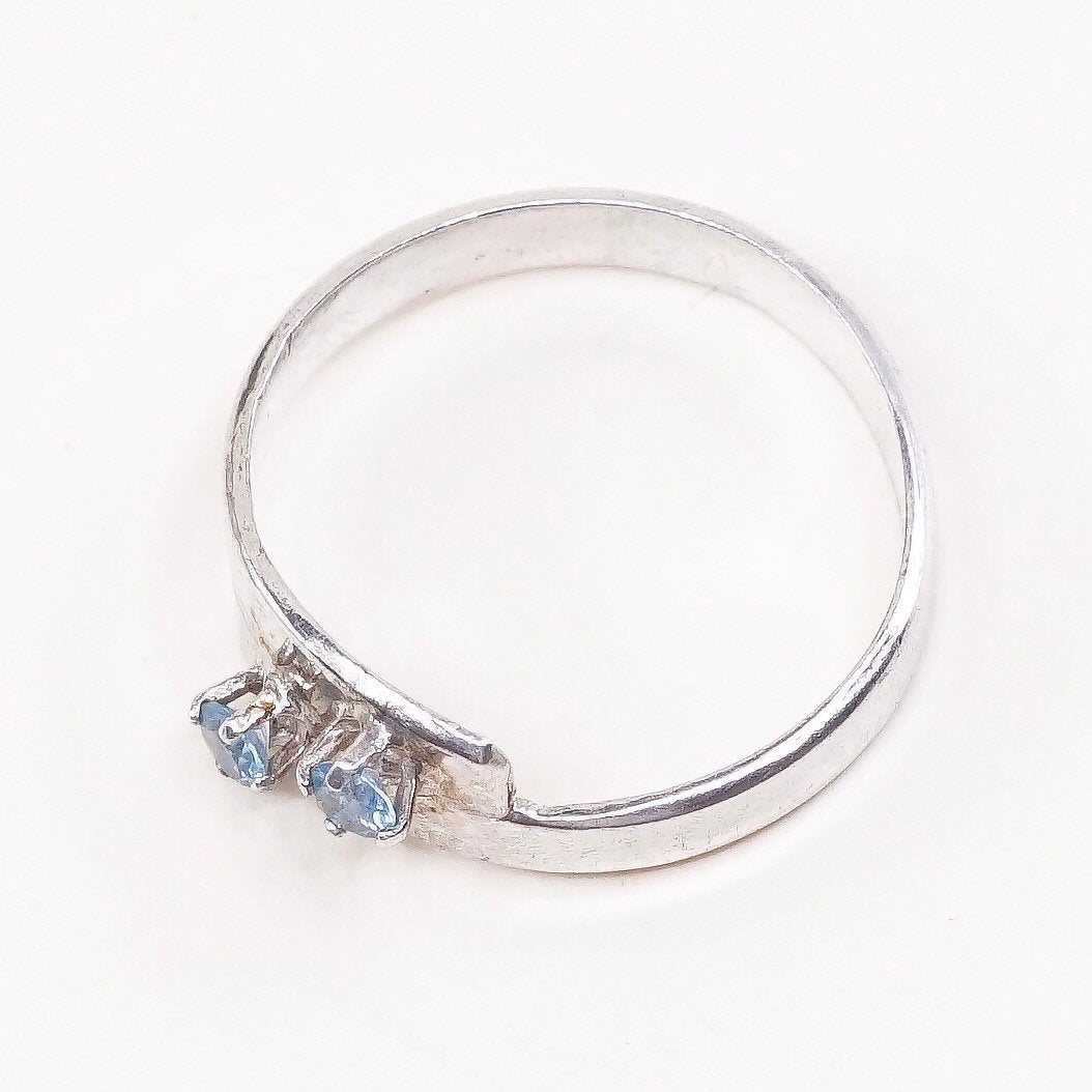 Size 9, vtg sterling silver handmade ring, 925 with blue topaz