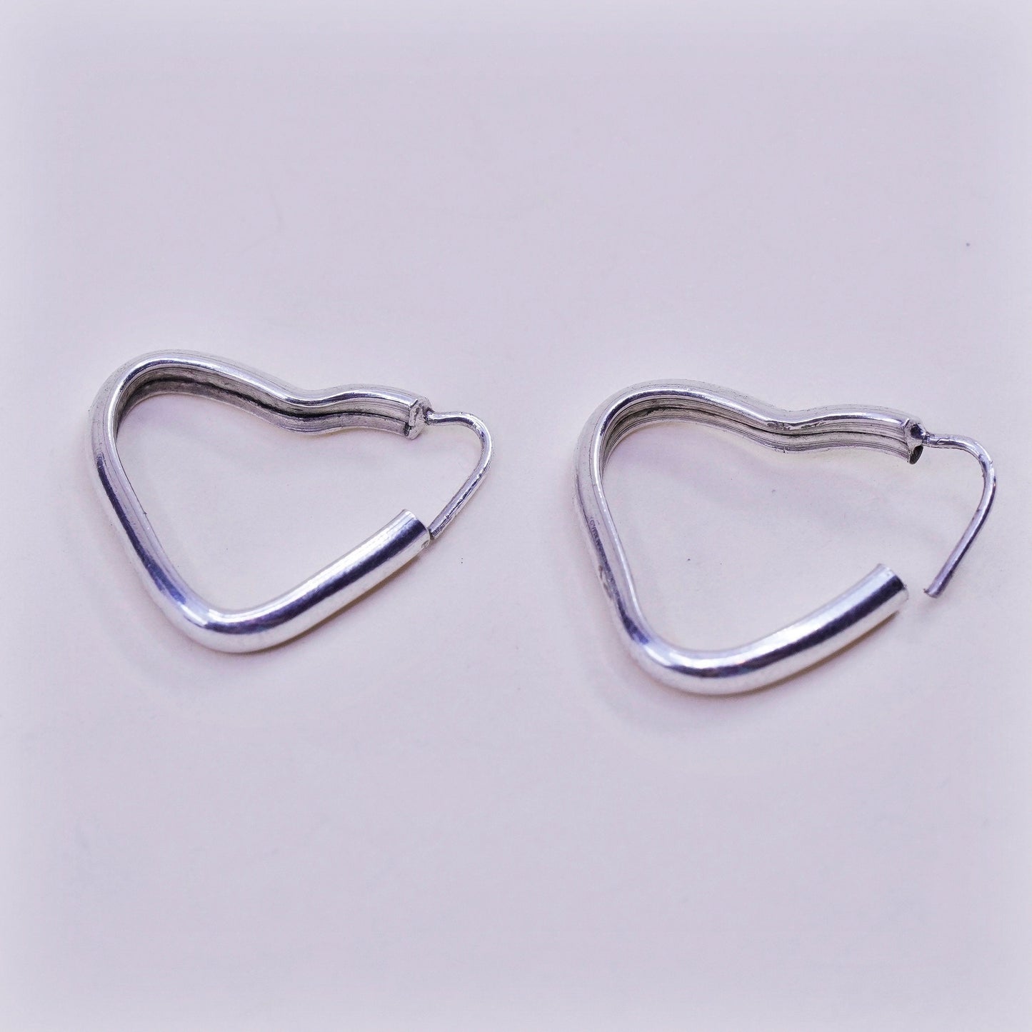 0.75”, Vintage sterling silver heart earrings, fashion minimalist, 925 hoops