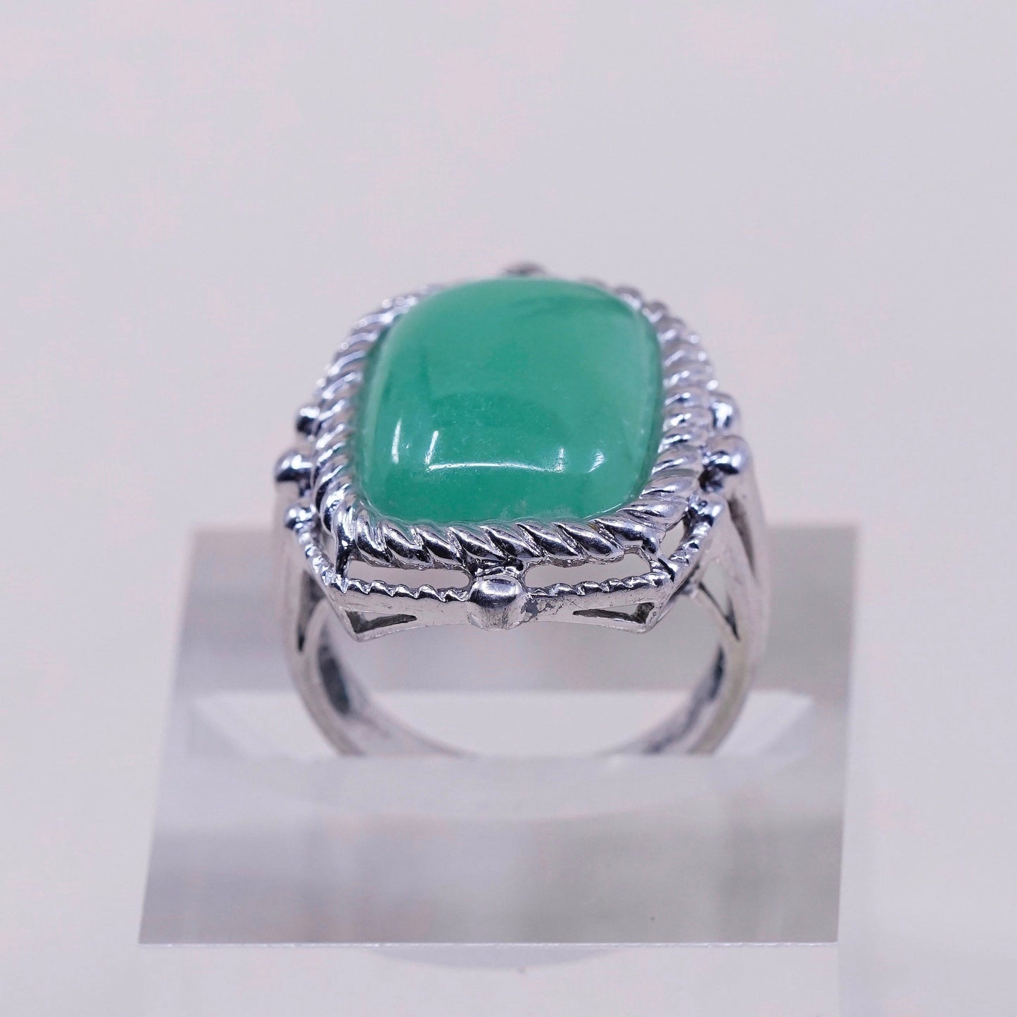 Size 7.25, Vintage sterling silver handmade ring, ring with jade and cable