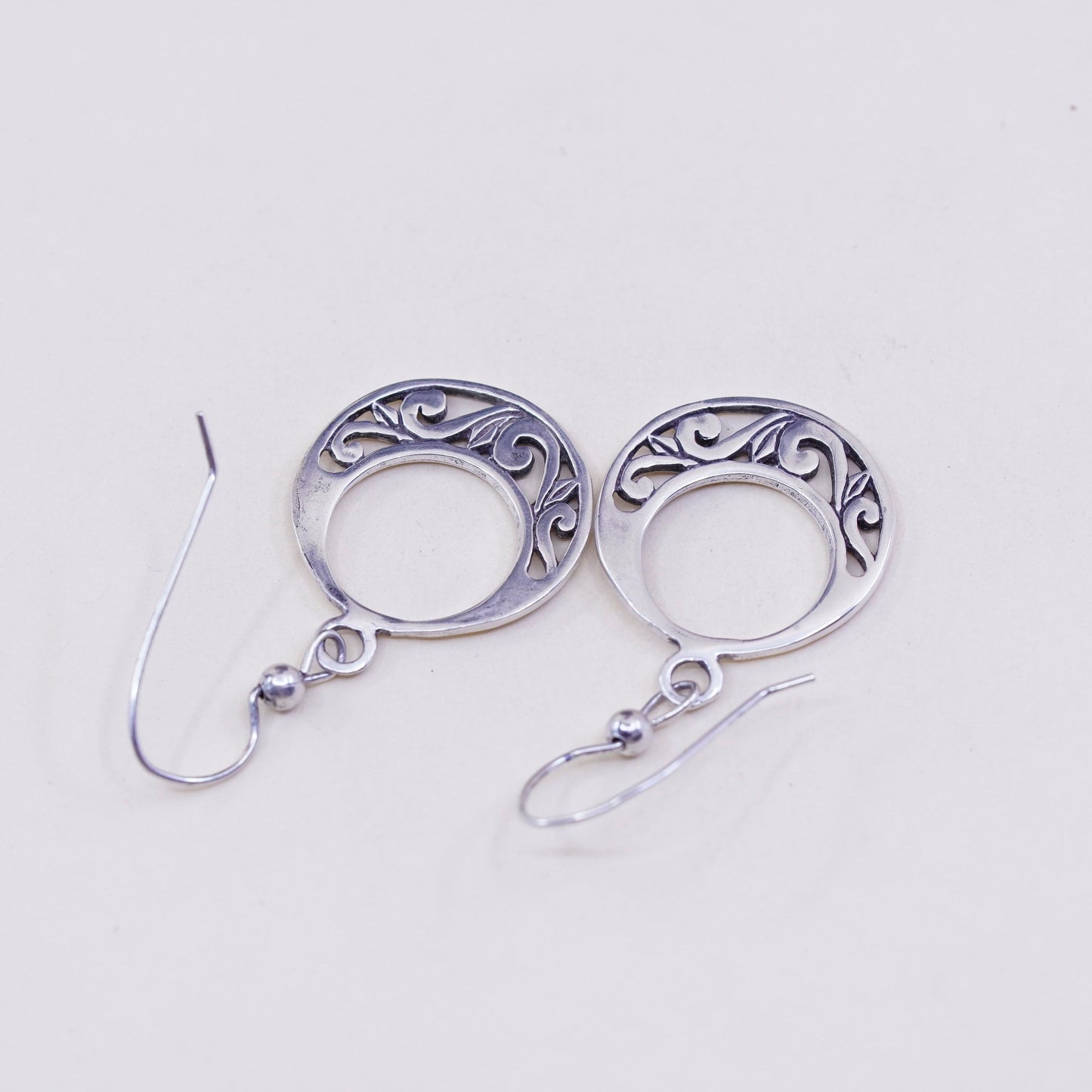Vintage Sterling silver handmade earrings, 925 filigree circle disc dangles