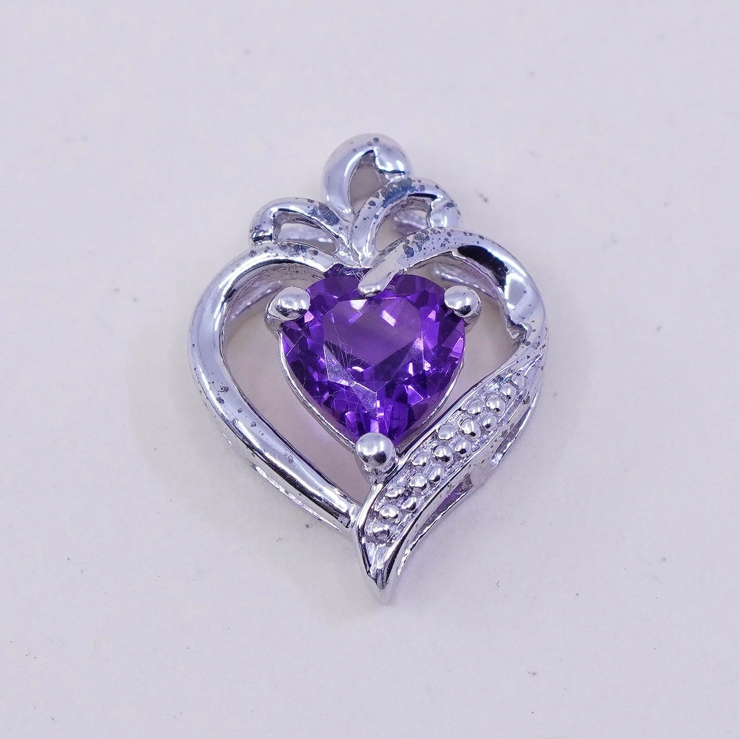 Vintage Sterling silver pendant, 925 with heart amethyst