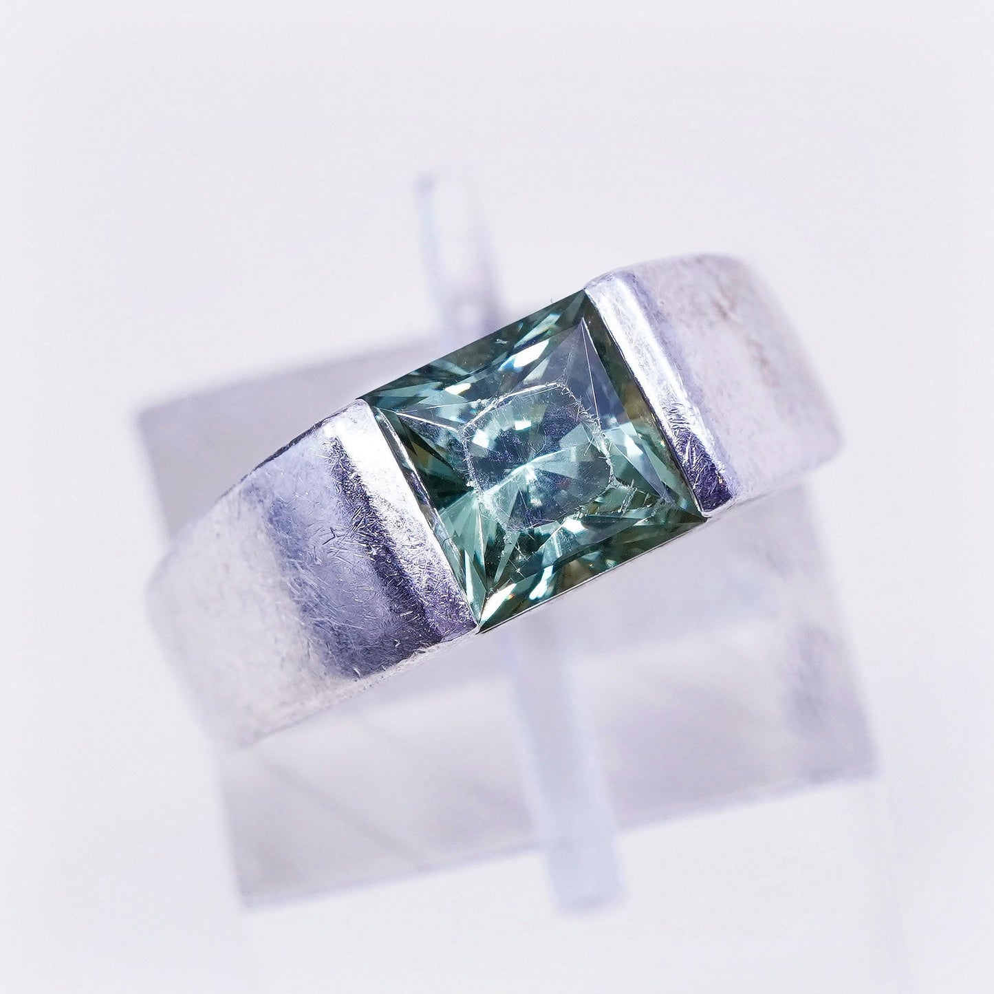 Size 5, JJJ Sterling silver handmade ring, modern 925 band with square peridot