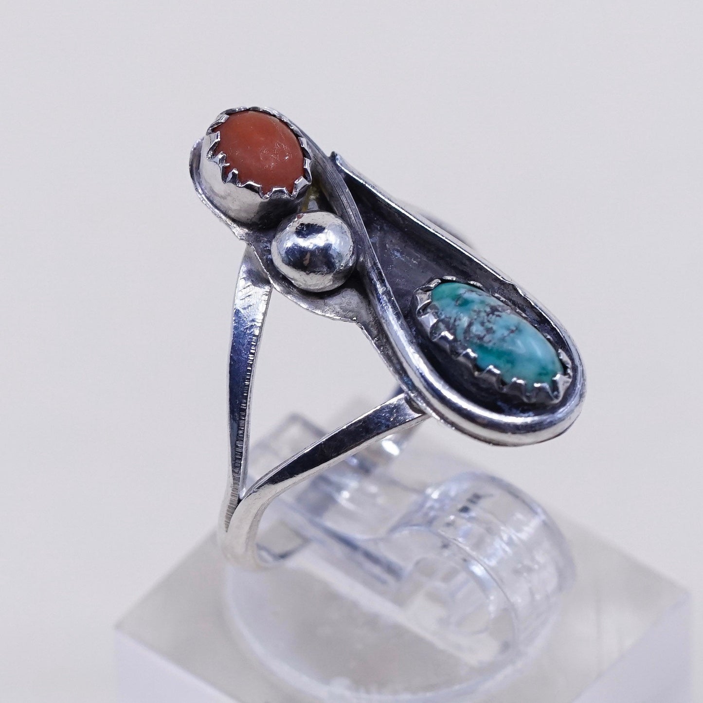 sz 6, vtg sterling 925 silver Native American Navajo ring w/ turquoise, coral