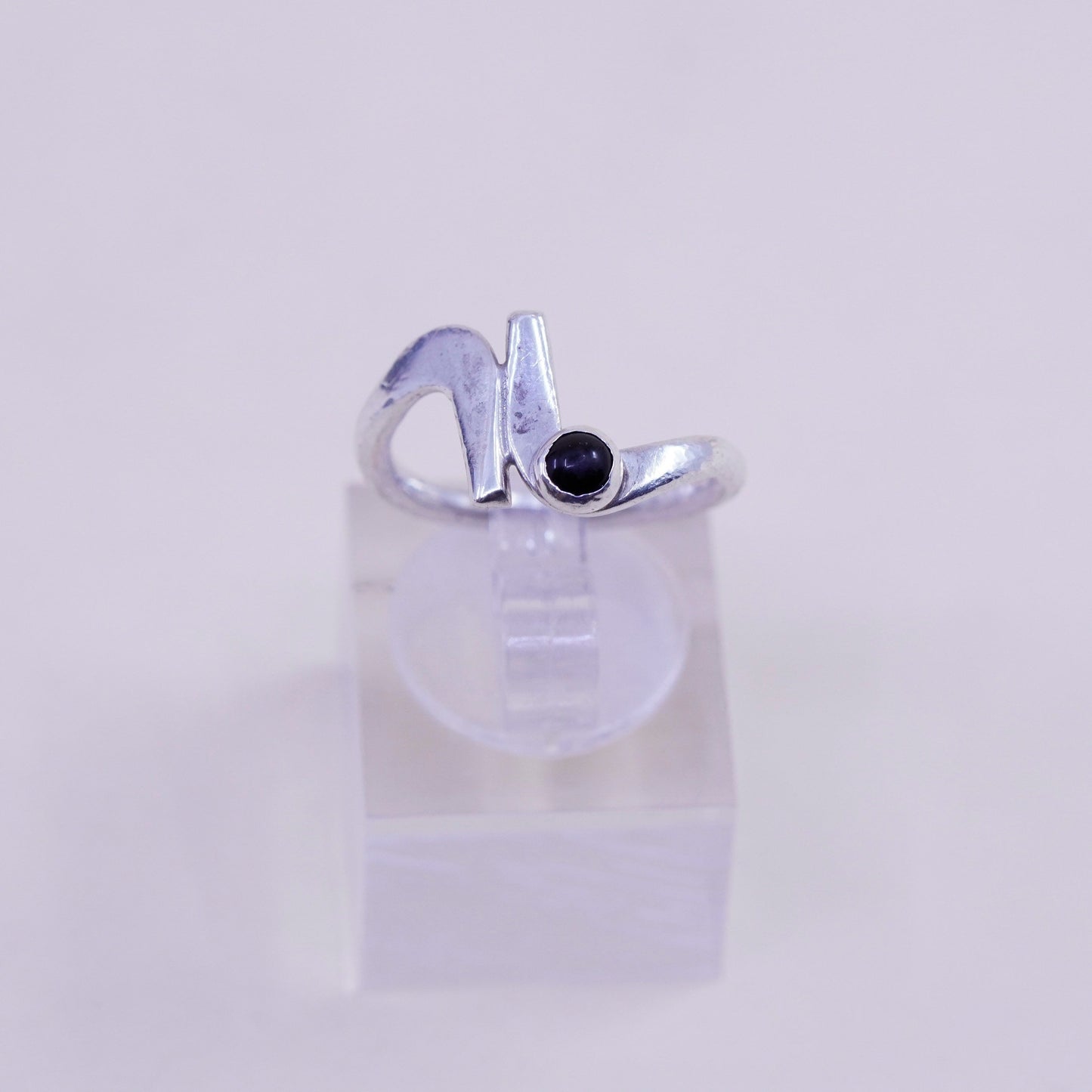 Size 5, vtg sterling silver handmade ring, Mexico 925 statement ring obsidian
