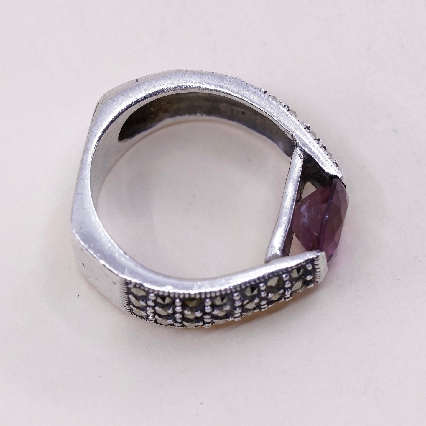 sz 5.5, Vintage sterling 925 silver handmade ring with amethyst and marcasite