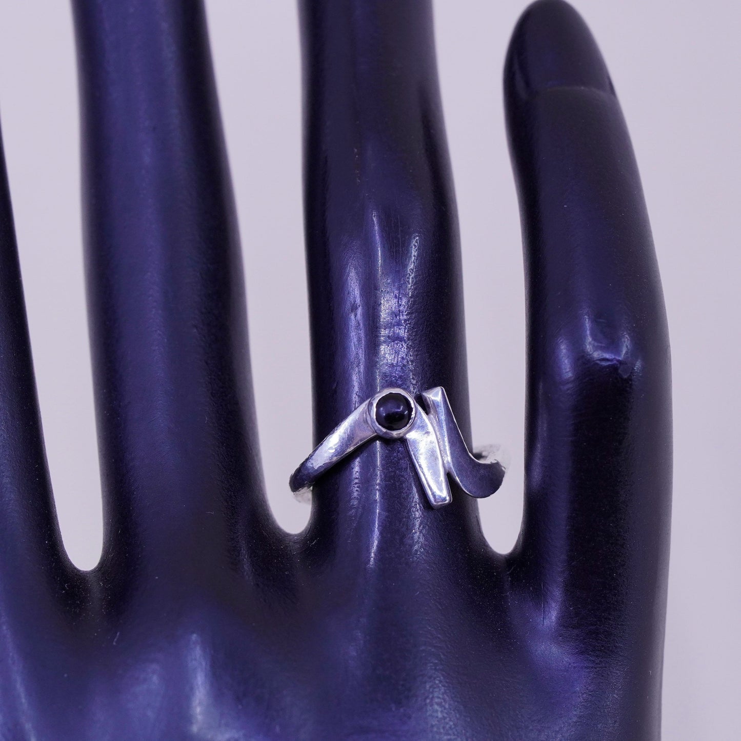 Size 5, vtg sterling silver handmade ring, Mexico 925 statement ring obsidian