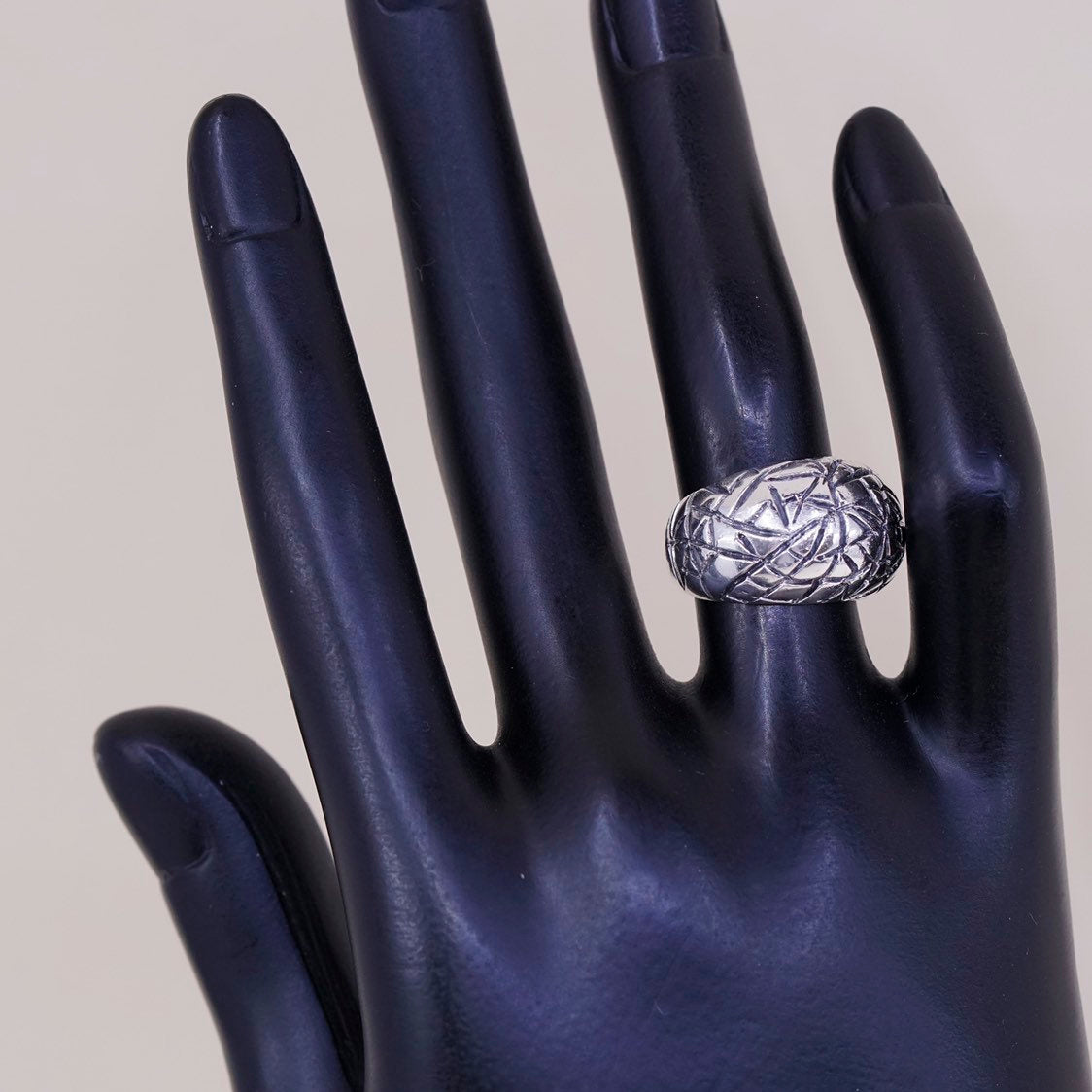 sz 4.75, vtg sterling silver handmade ring, 925 band w/ spiderwebbed textured