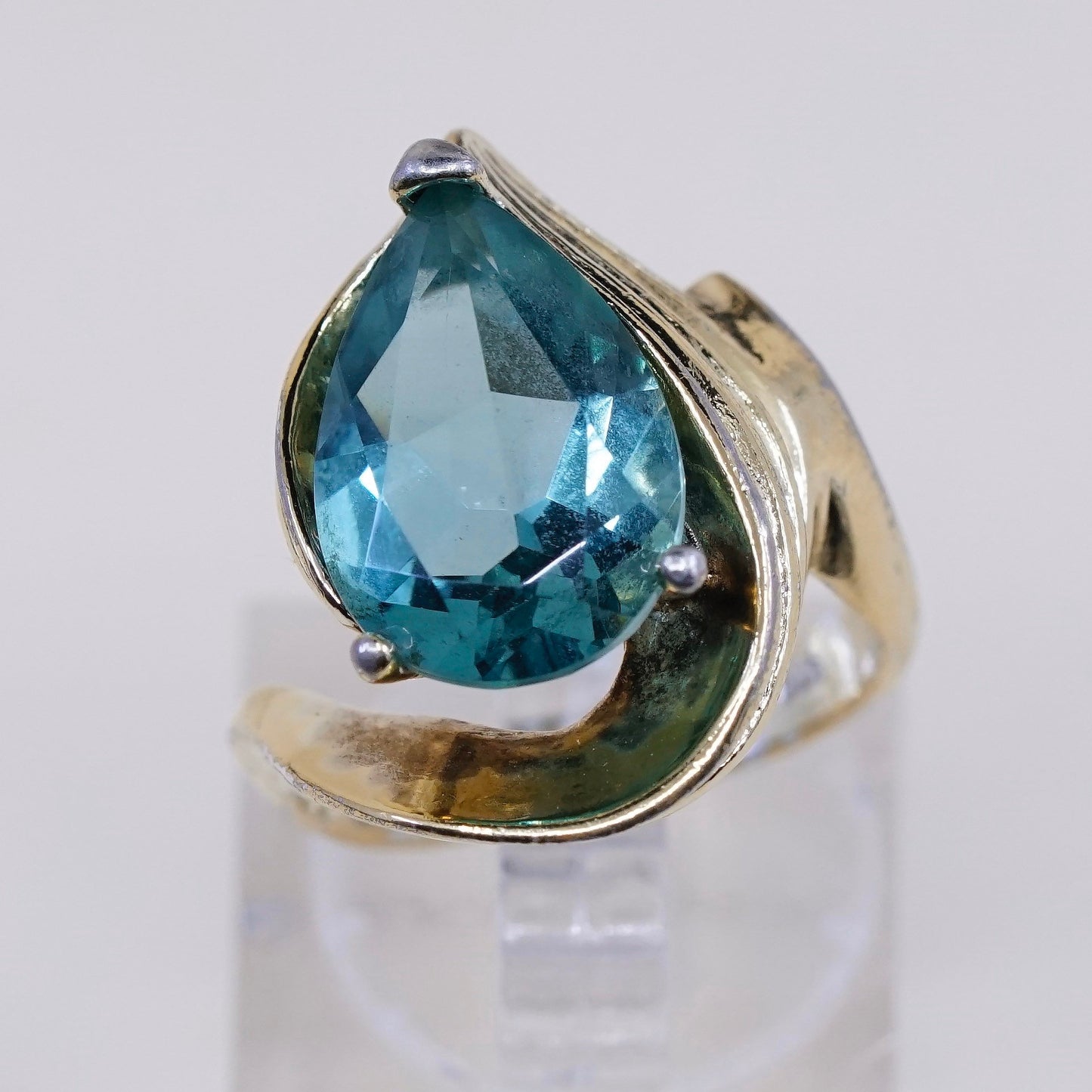 Size 6, UTC vermeil gold over sterling silver handmade ring w/ teardrop peridot