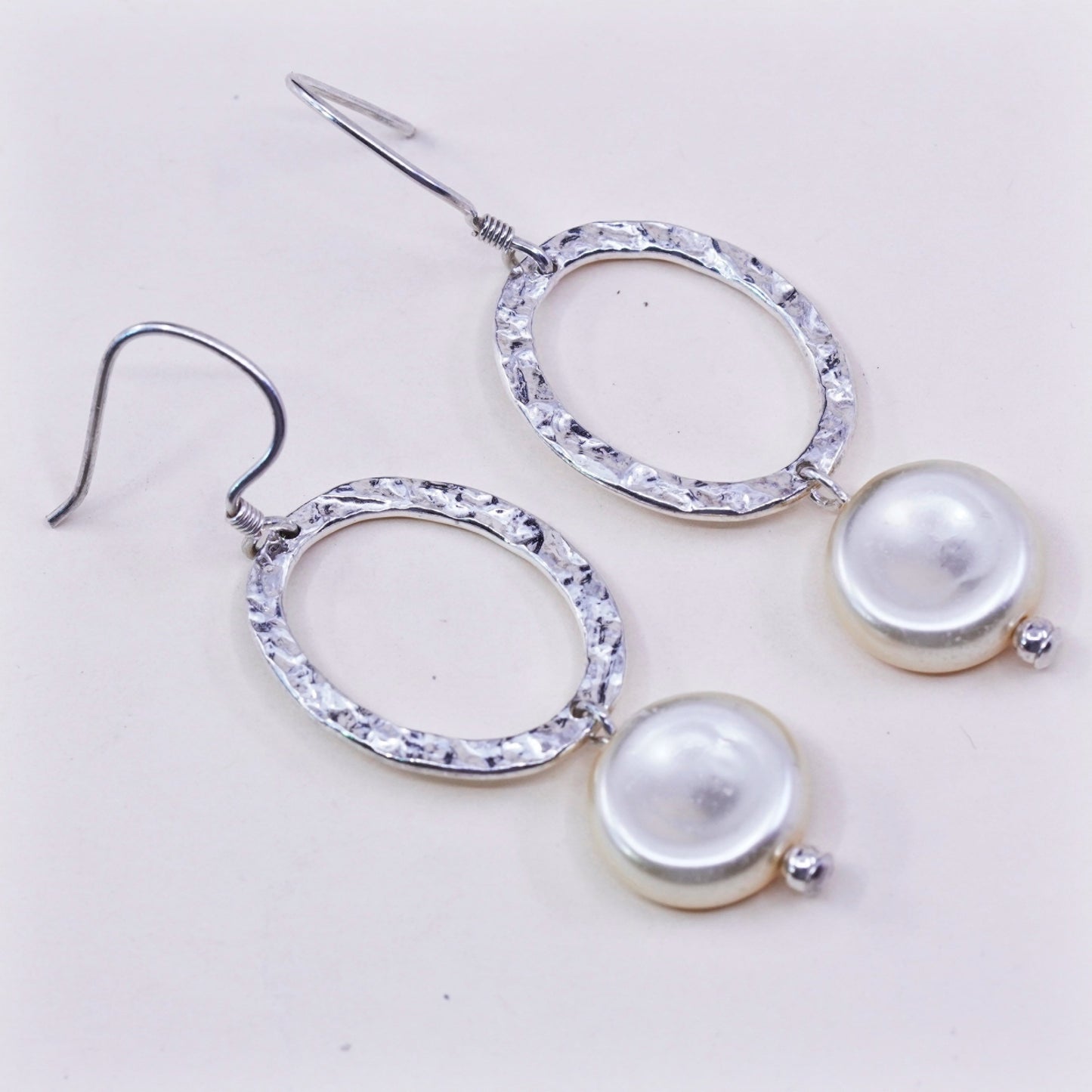 Vintage sterling silver handmade earrings, 925 hammered oval dangles with pearl