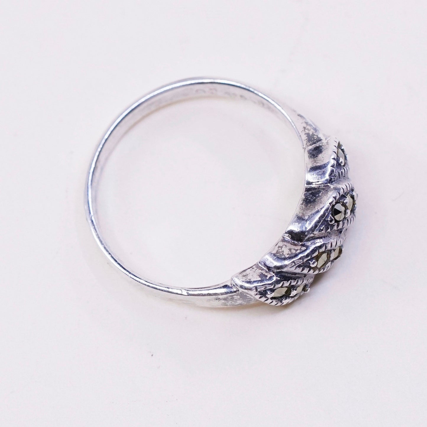 Size 6, Vintage LR Sterling 925 silver handmade ring with marcasite