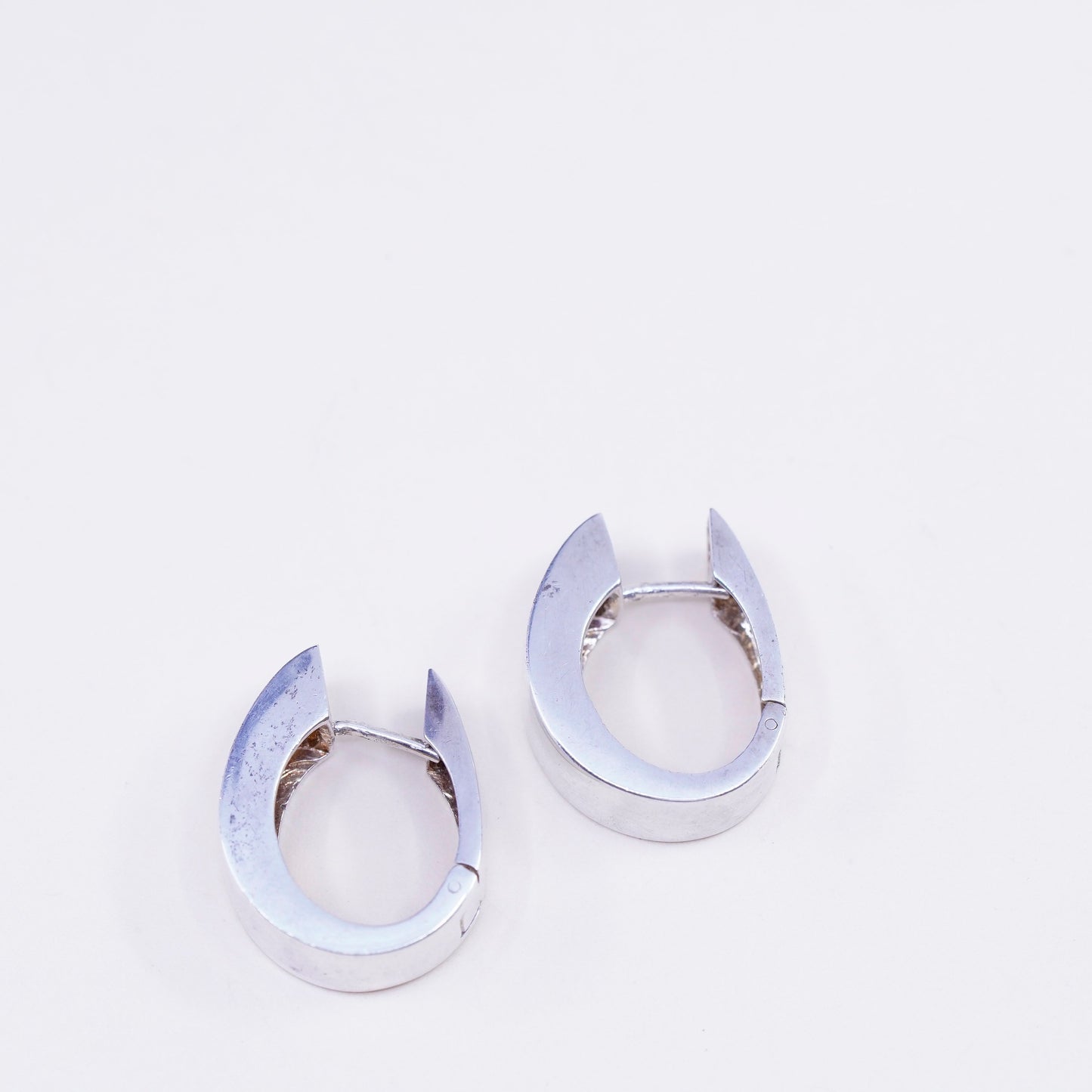 0.75”, Vintage sterling 925 silver loop earrings, simple primitive hoops