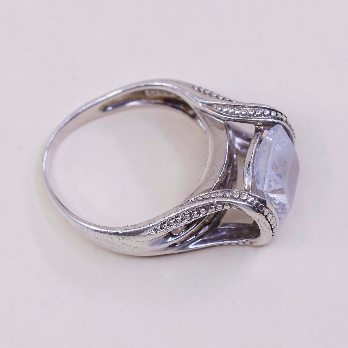 sz 7.5, Vtg MEDA Sterling silver ring, 925 silver w/ CZ cluster details