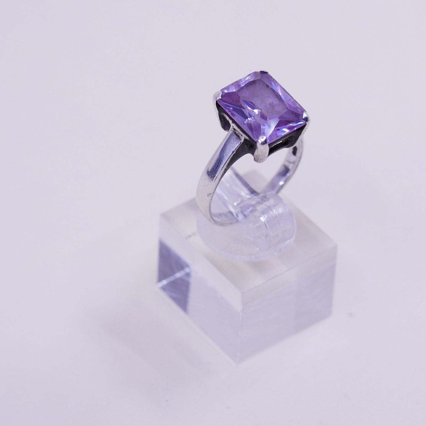 Size 7, Vintage sterling 925 silver handmade statement ring with amethyst