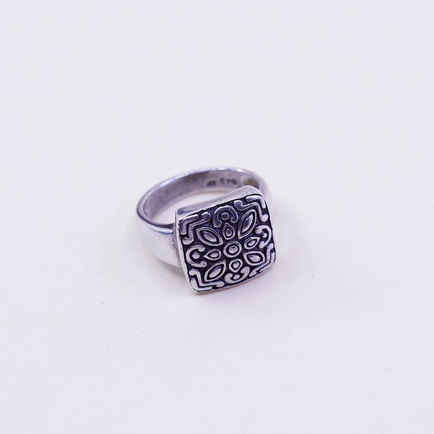 Size 8, vintage sterling 925 silver handmade bali statement ring