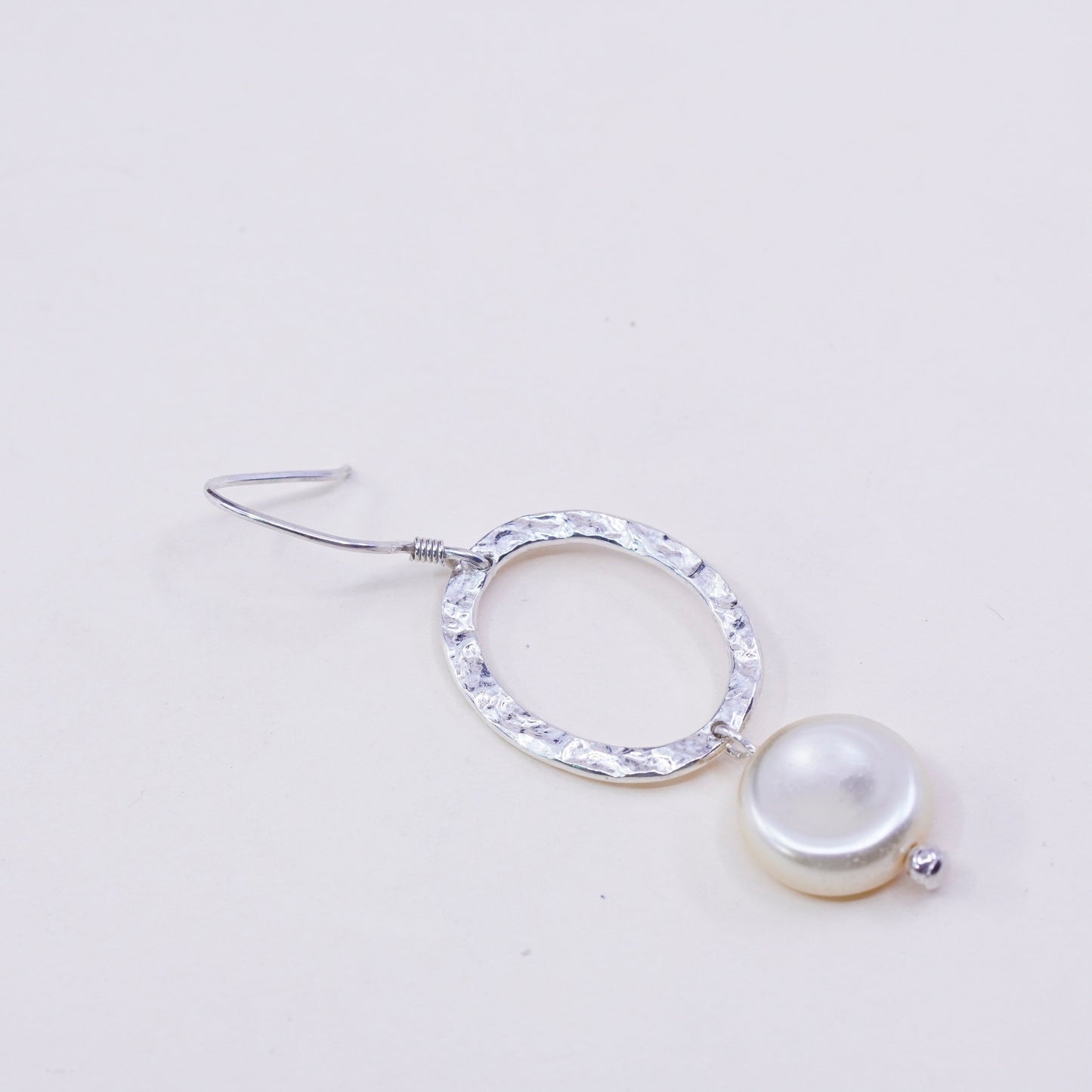 Vintage sterling silver handmade earrings, 925 hammered oval dangles with pearl