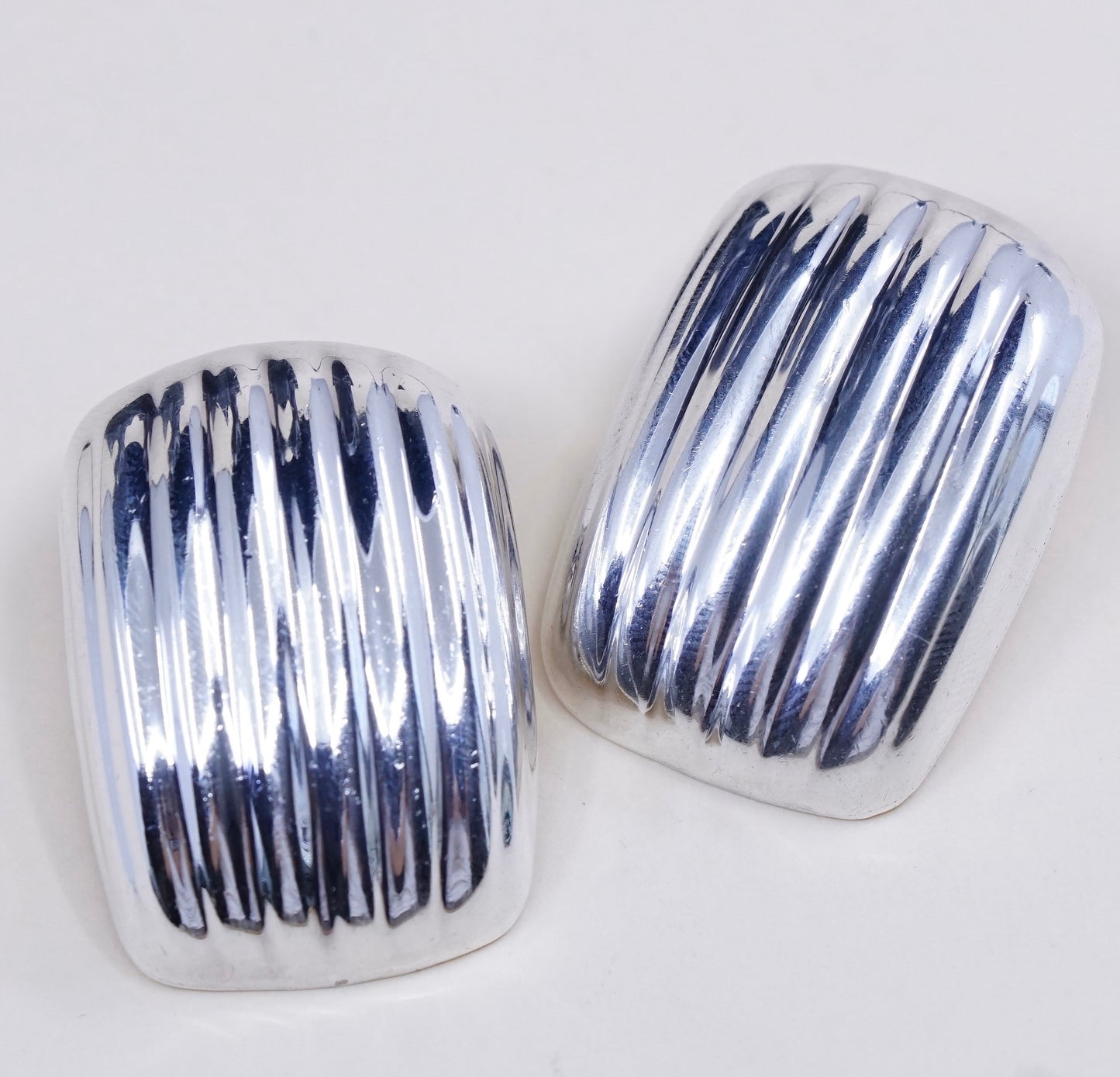 vintage Modern handmade Sterling clip on, Mexico 925 silver Ribbed earrings