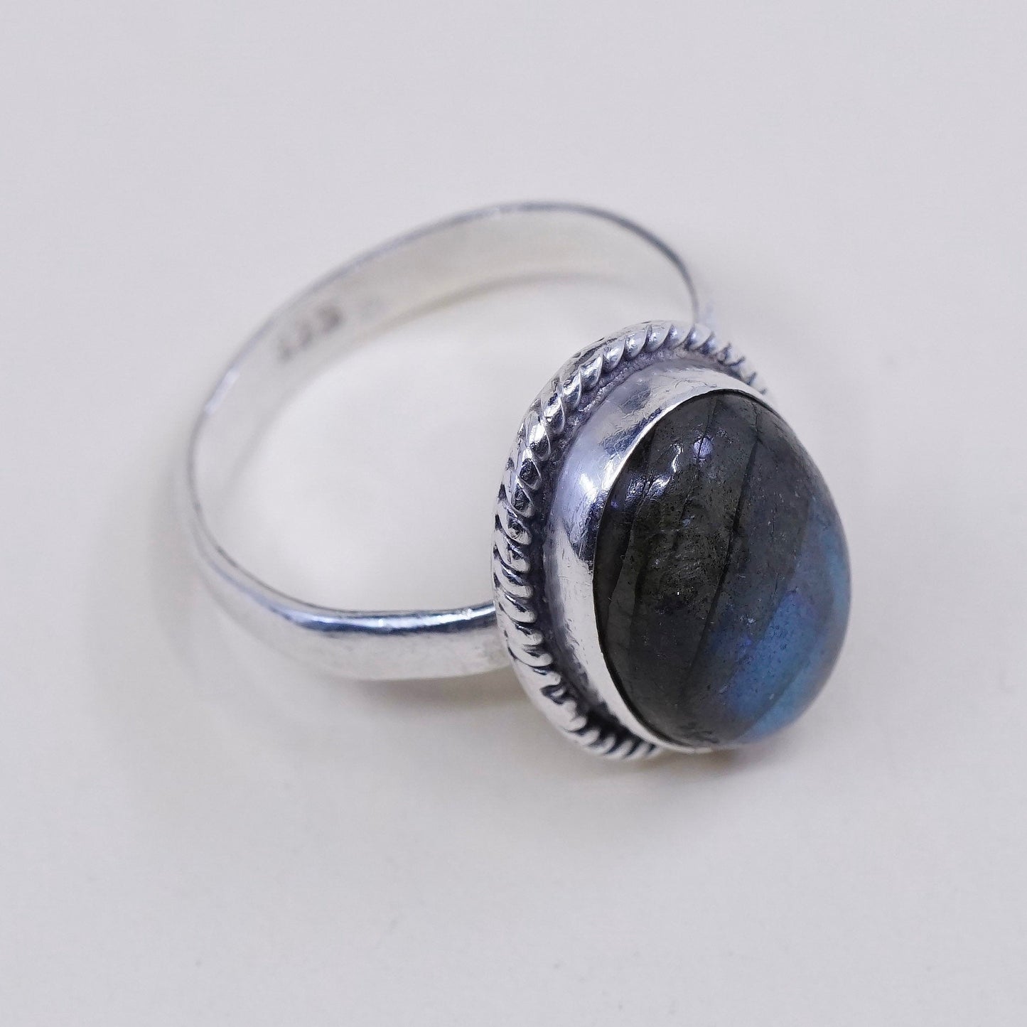 Size 6.75, vintage Sterling silver handmade ring, 925 with oval labradorite