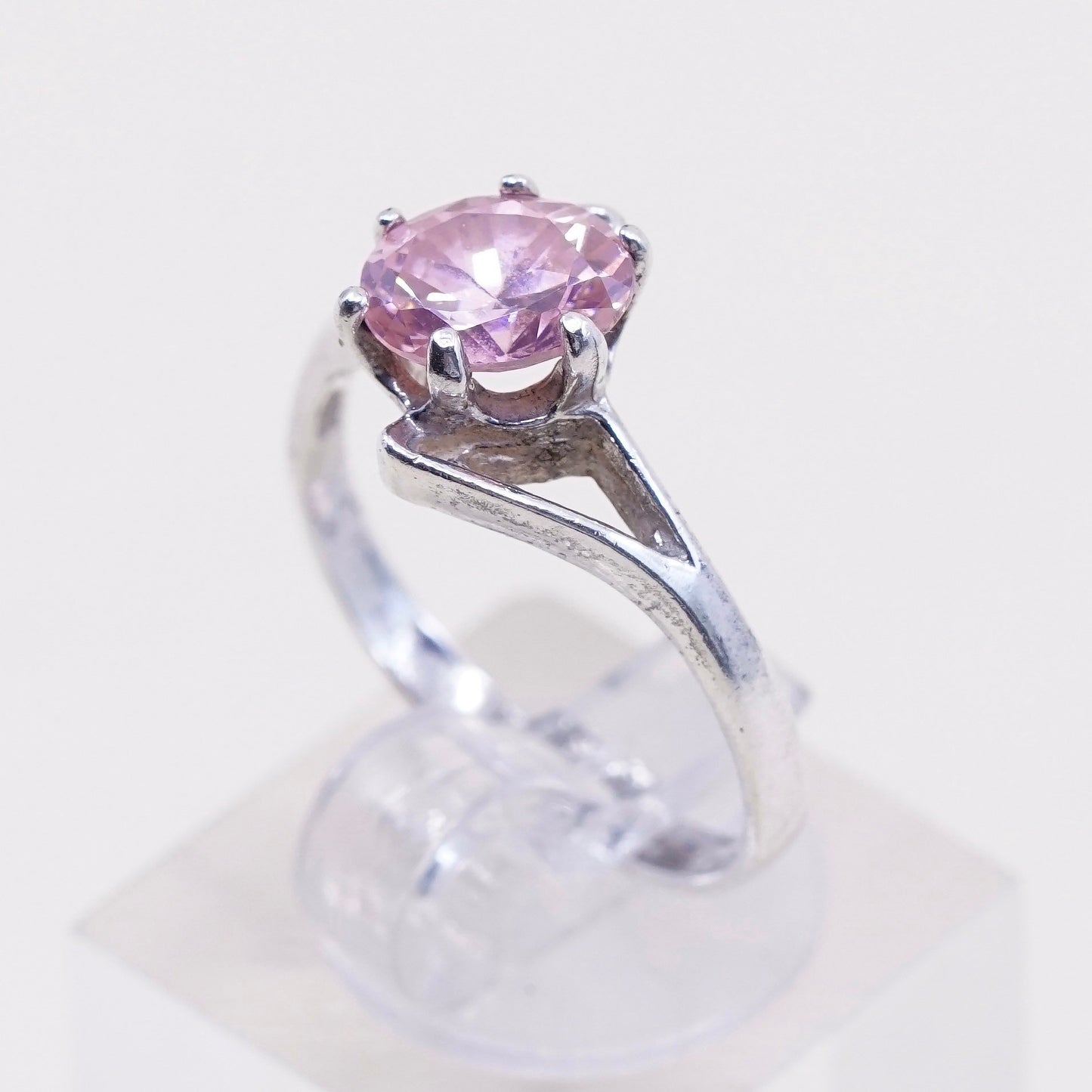 Size 7.5, vintage sterling 925 silver handmade ring with pink crystal
