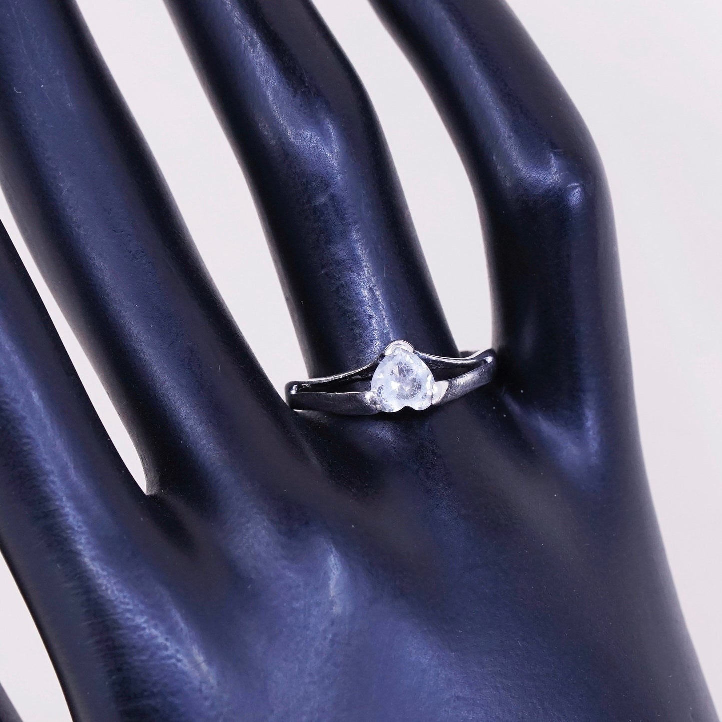 Size 8.75, Vintage handmade sterling 925 silver heart crystal ring