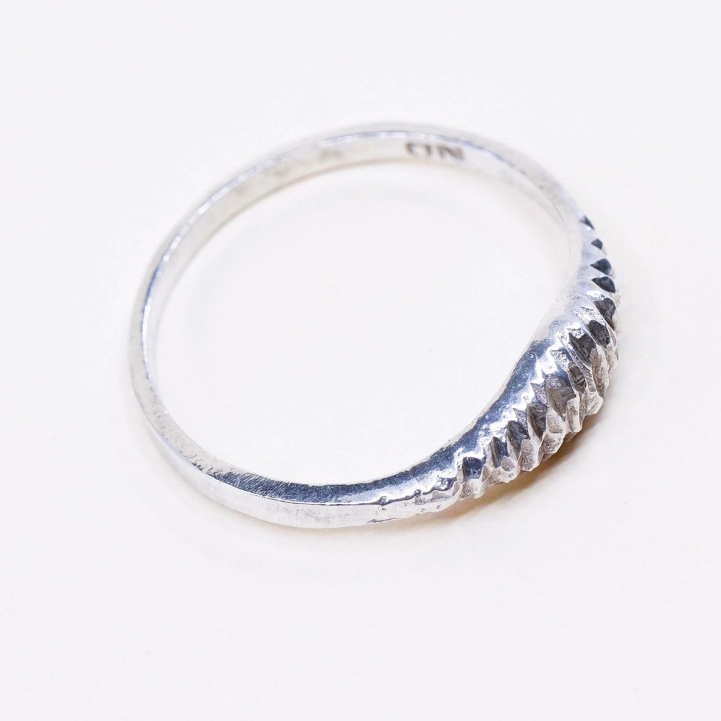 sz 7, vintage sterling silver handmade ring, Mexico 925 ribbed stackable band