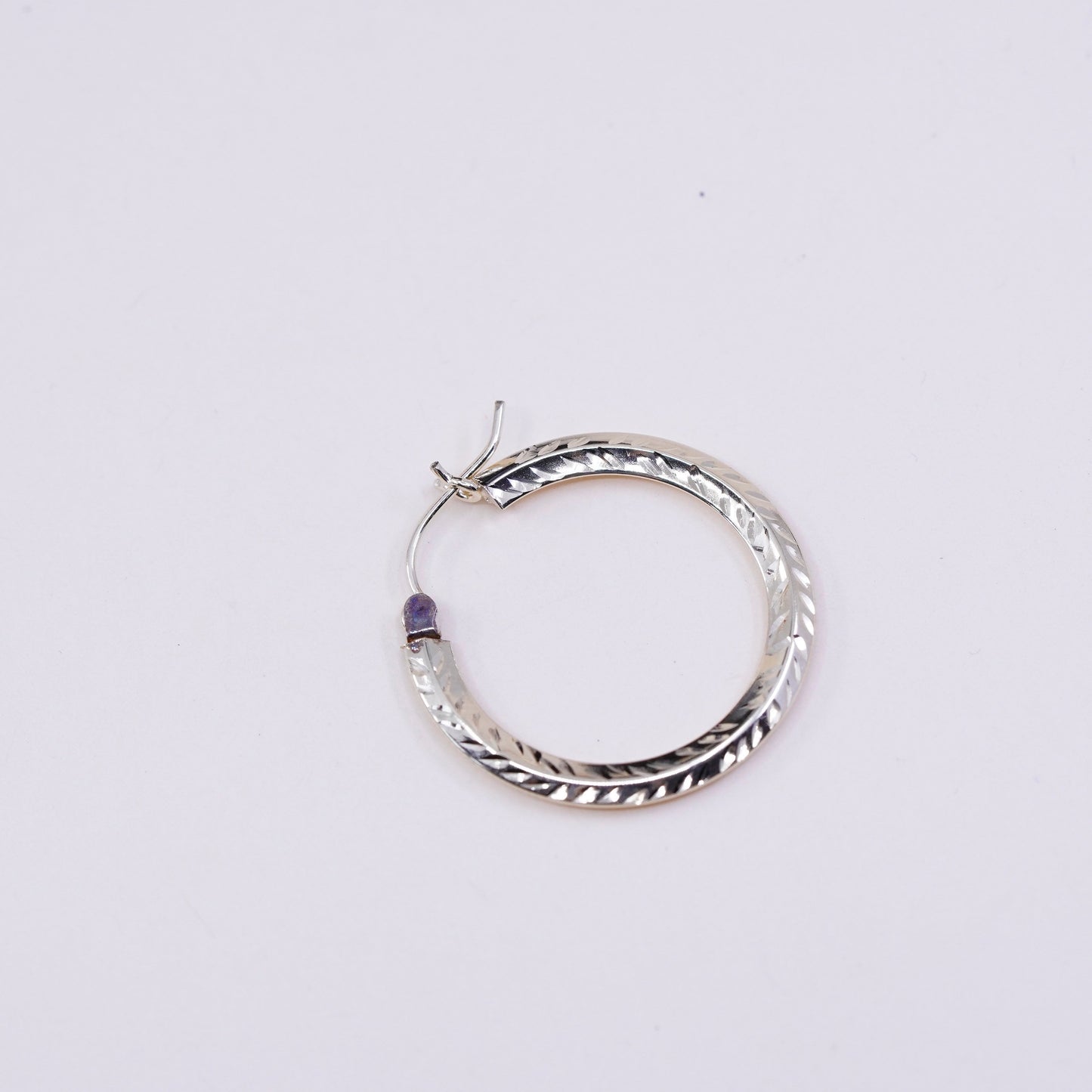 1”, 1.3g, Vintage real 14K gold hoops earrings, puffy yellow gold textured huggie. Stamped 14K