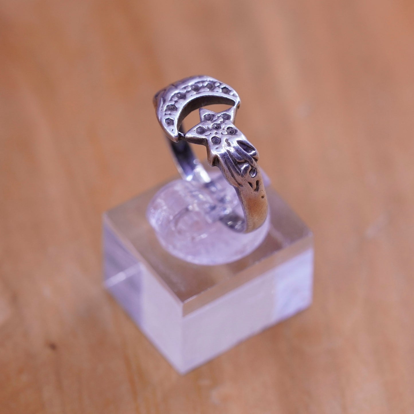 Size 7, vintage Sterling silver handmade tiny ring, 925 star band