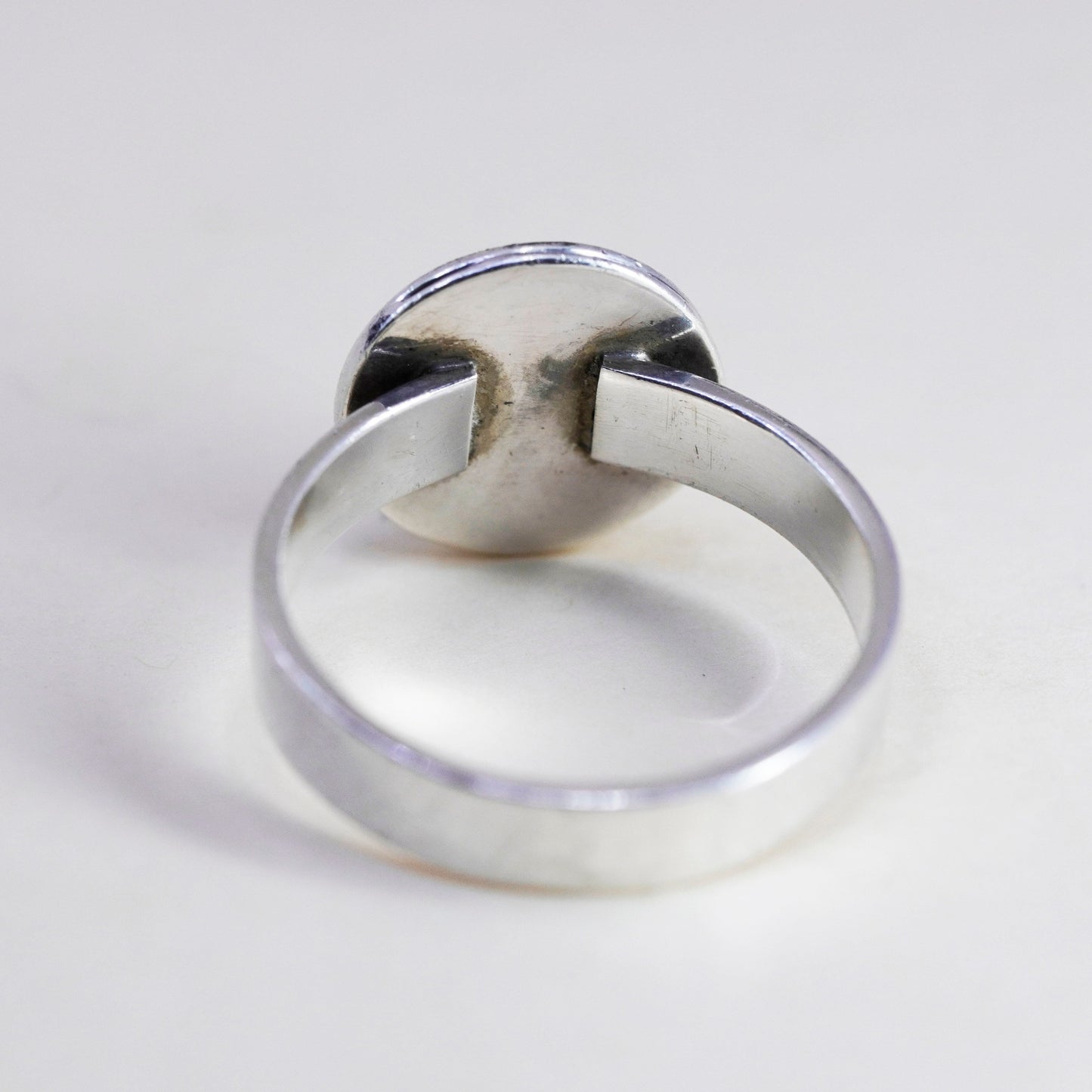 Size 8, vintage Sterling silver handmade ring, 925 band with coin pearl