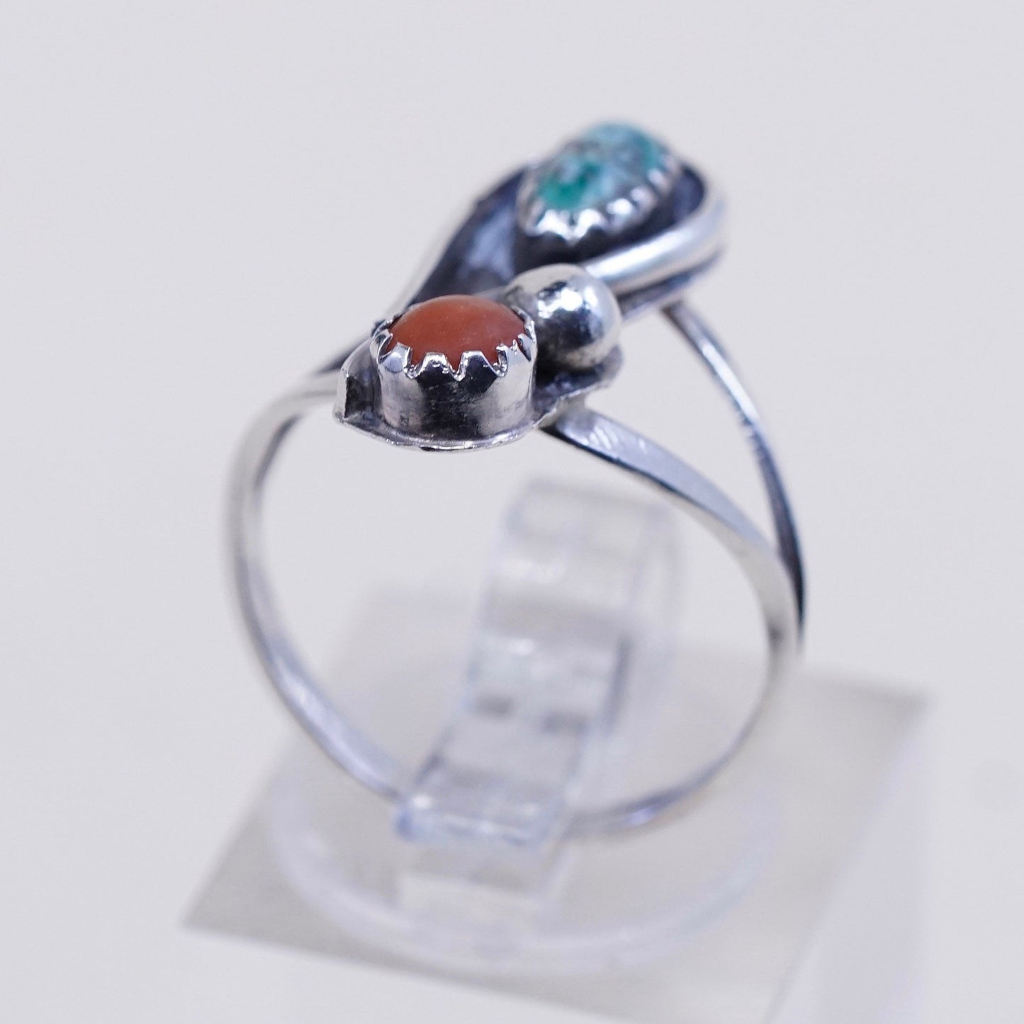 sz 6, vtg sterling 925 silver Native American Navajo ring w/ turquoise, coral