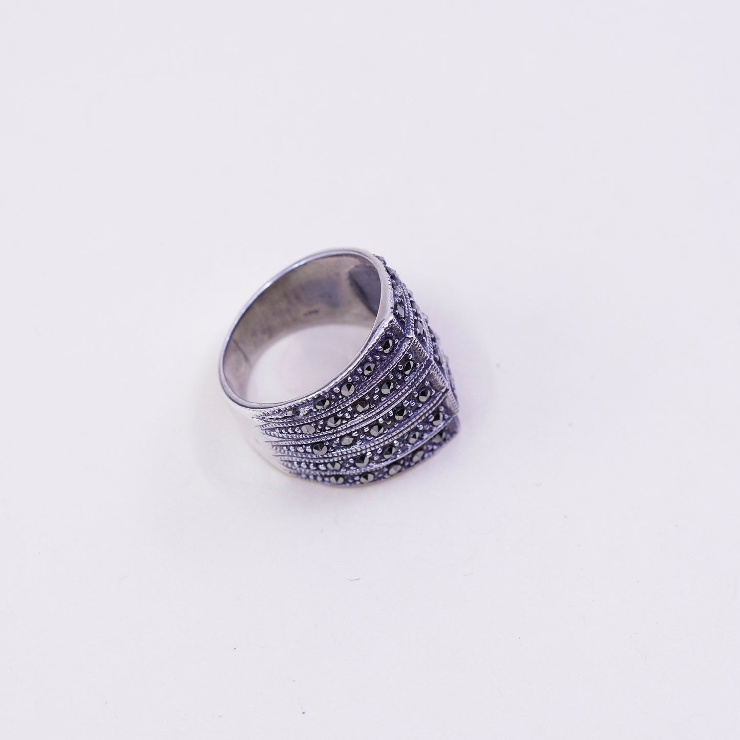 Size 6.75, Vintage Sterling silver handmade ring, 925 ribbed band w/ Marcasite