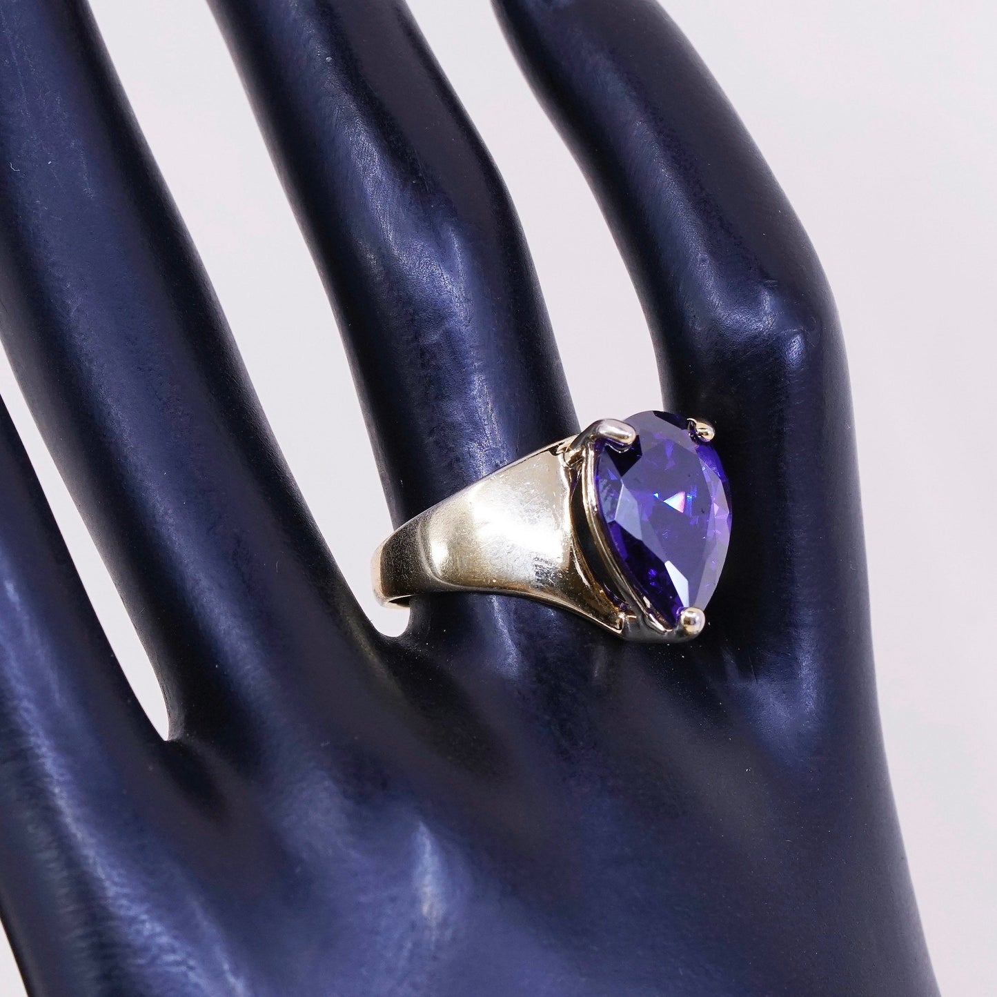 sz 8.25, vtg STC vermeil gold over Sterling 925 silver ring w teardrop amethyst