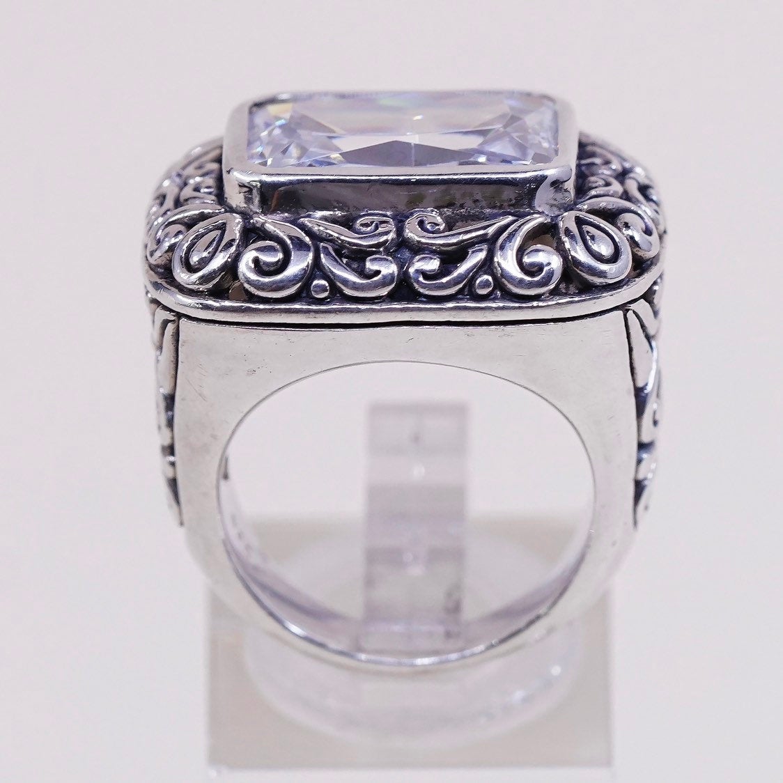 sz 6, vtg Sterling silver ring, 925 w/ CZ cluster, statement ring, Stamped 925