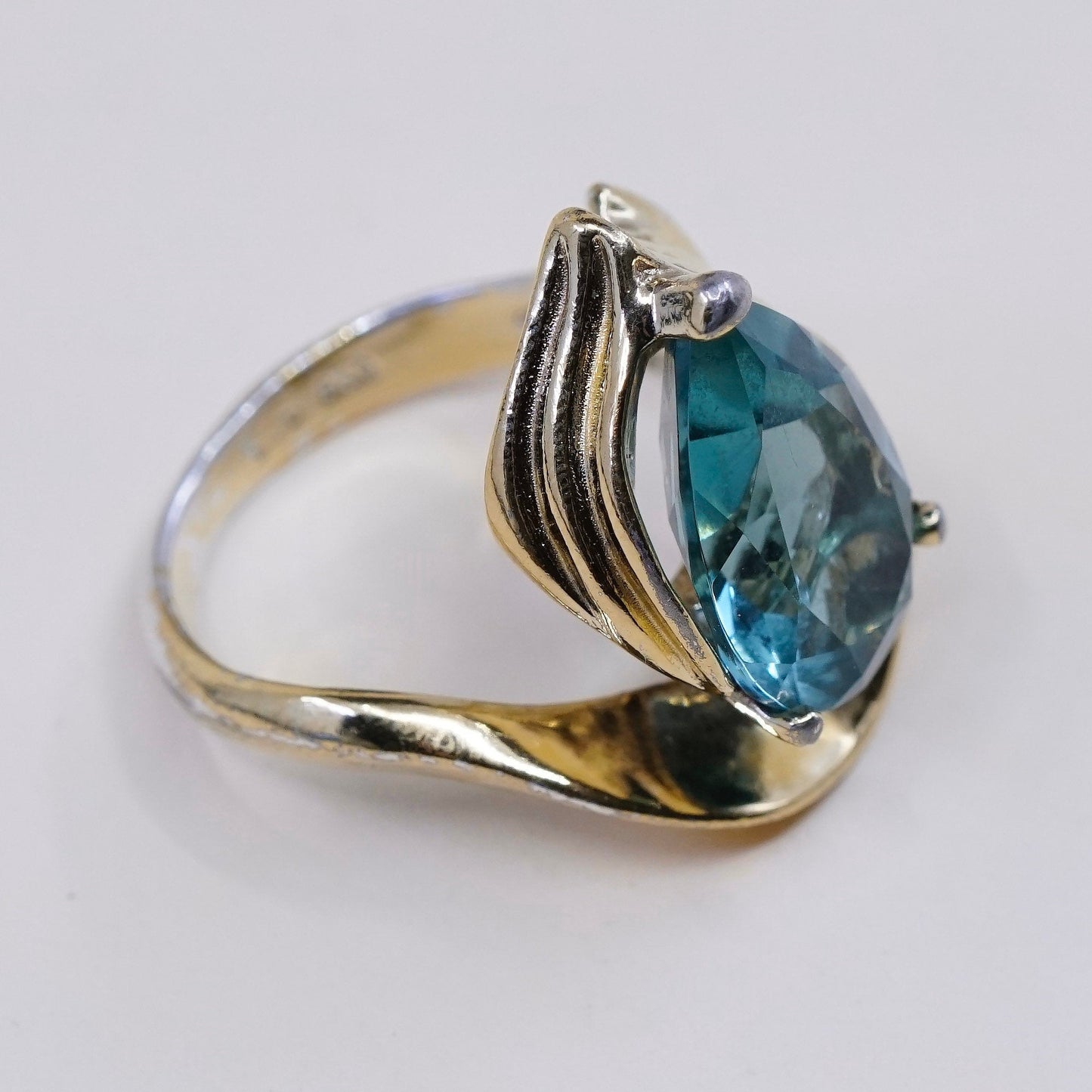 Size 6, UTC vermeil gold over sterling silver handmade ring w/ teardrop peridot