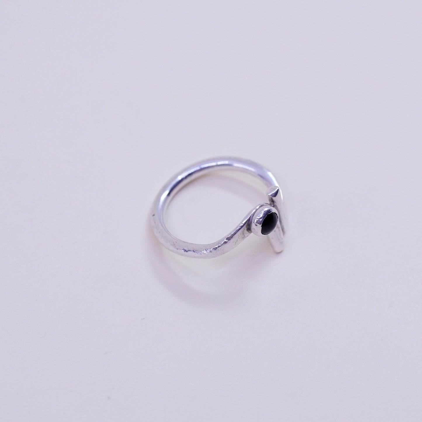 Size 5, vtg sterling silver handmade ring, Mexico 925 statement ring obsidian