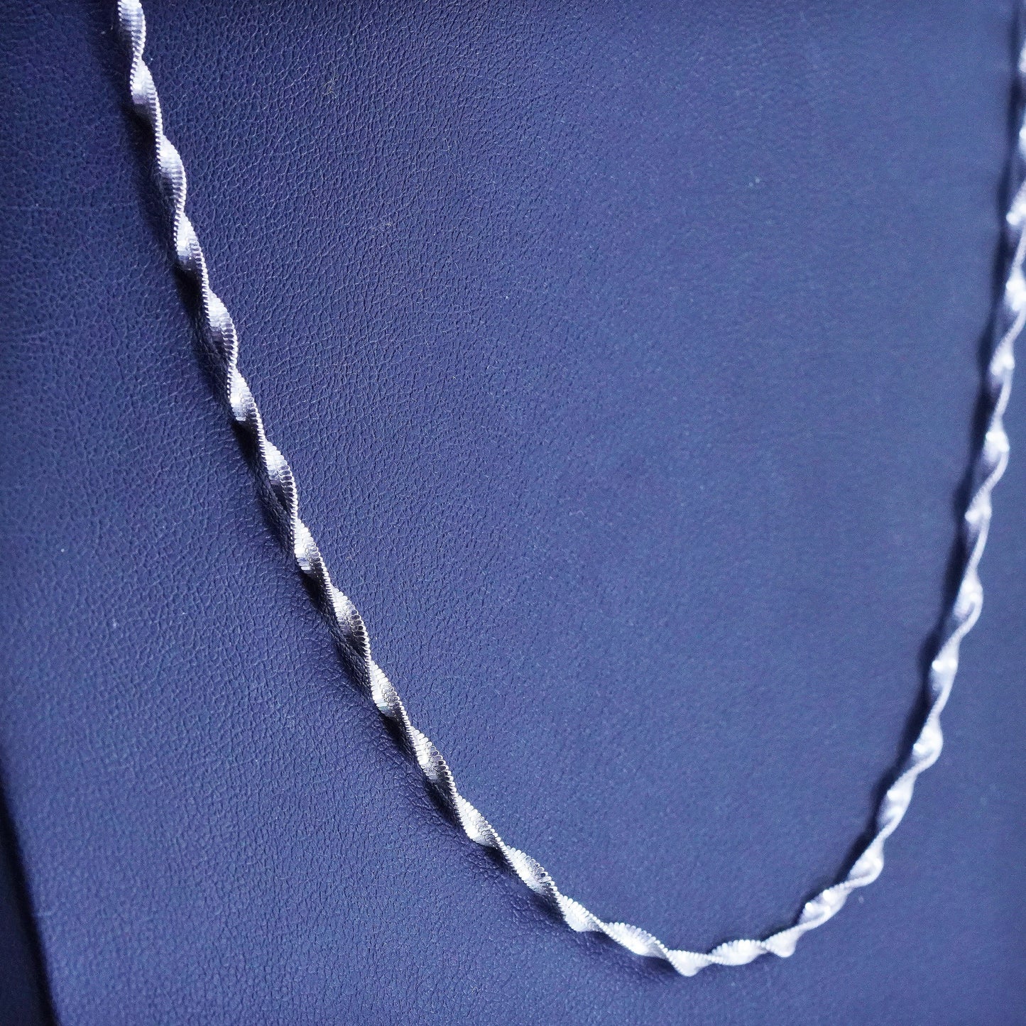 18”, 2mm, vintage Sterling silver necklace, 925 twisted herringbone chain