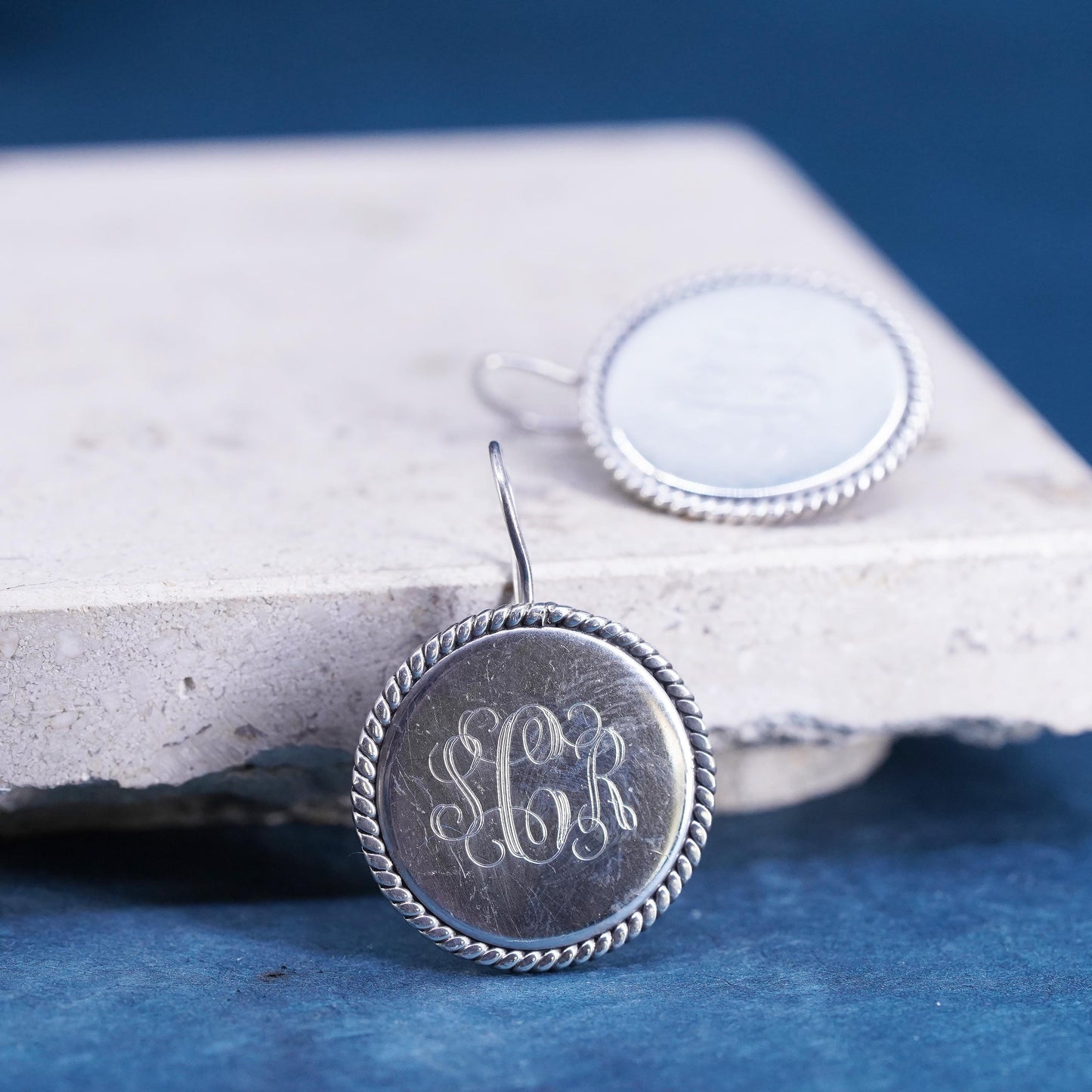 Vintage Sterling Silver handmade Earrings. 925 circle disc monogram “SRC” cable