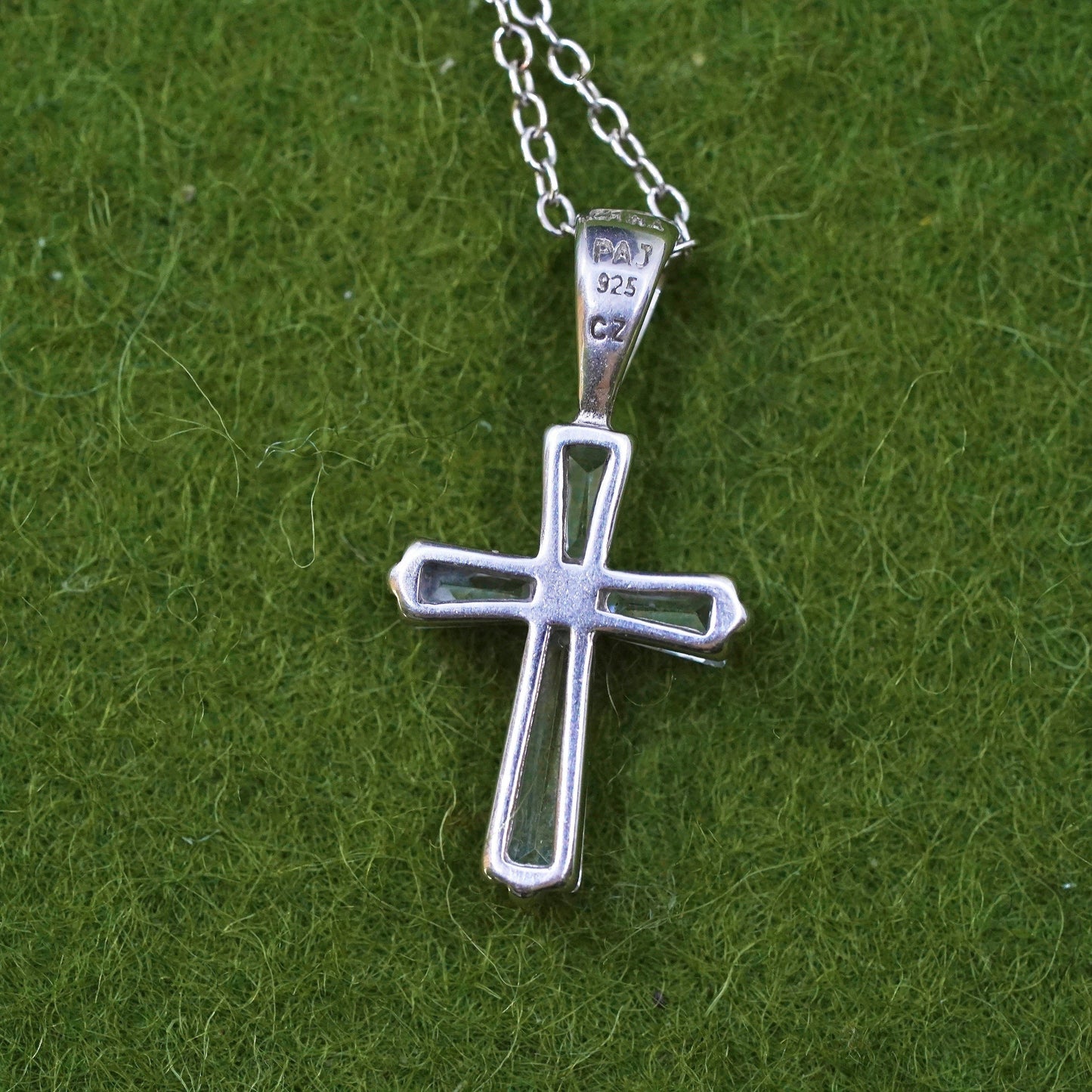 18”, 1mm, Vintage sterling silver box chain with cz cross pendant, necklace