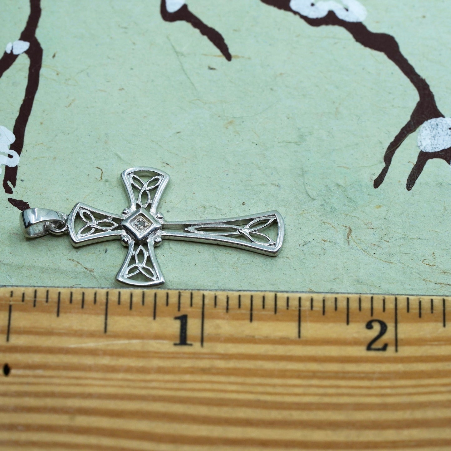 Vintage sterling 925 silver filigree cross pendant with genuine diamond