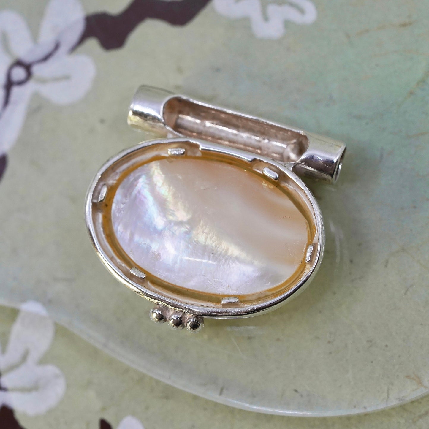 vintage sterling silver handmade pendant, 925 charm with oval white pearl